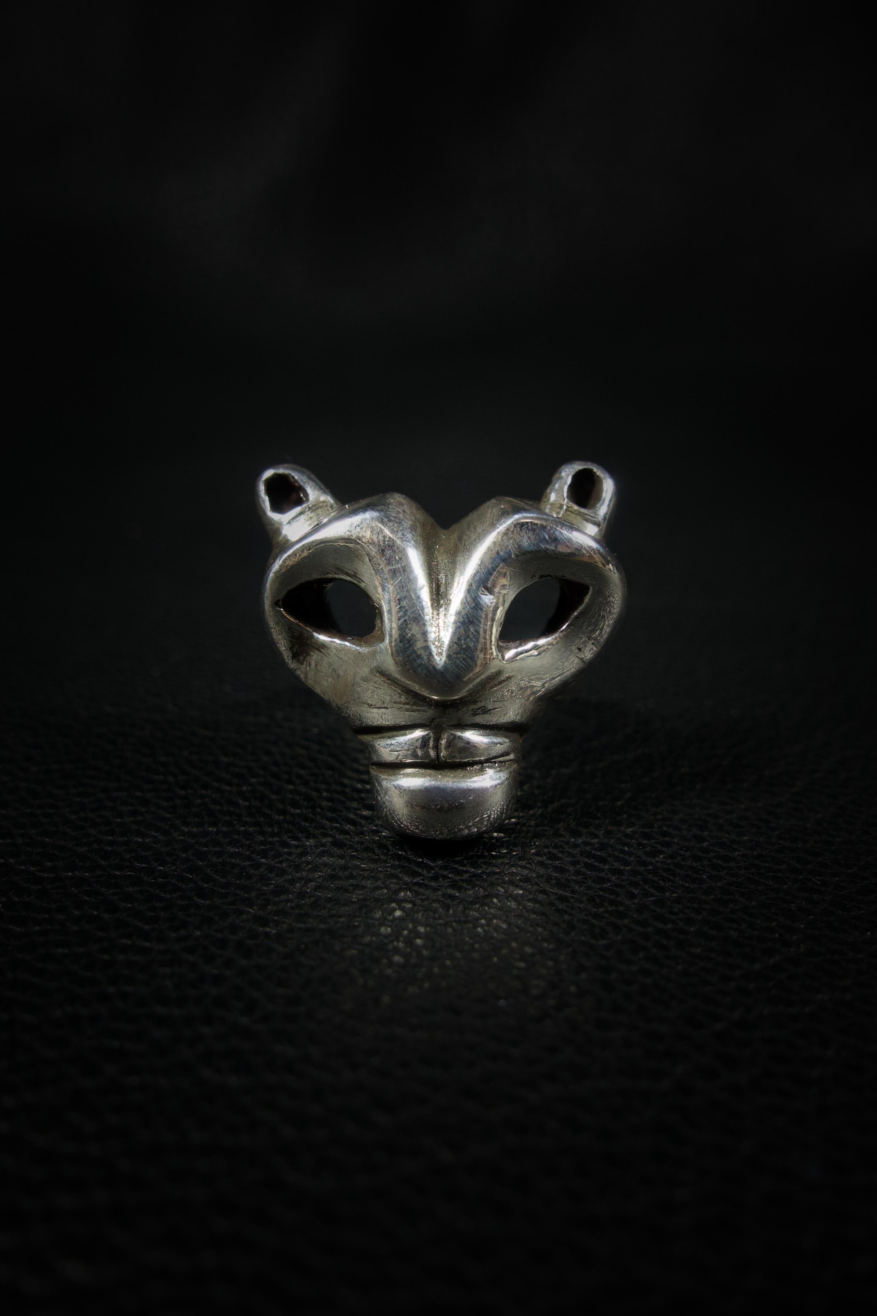 For Sale:  Mountain Lion Sterling Silver Ring by Ken Fury 2