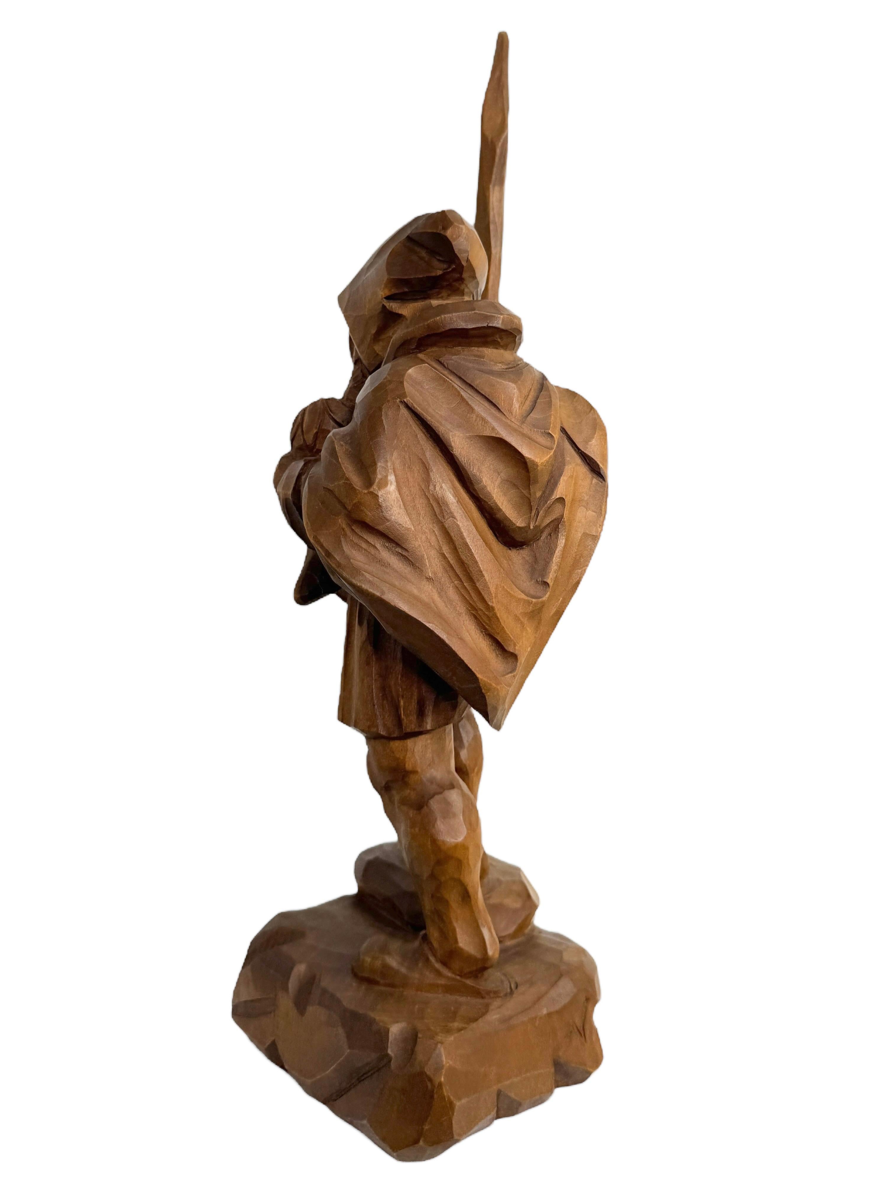 Statue des Bergmannes „The Mountain Ghost“ aus Holz, geschnitzt, Vintage, Deutsch, 1930er Jahre (Schwarzwald) im Angebot