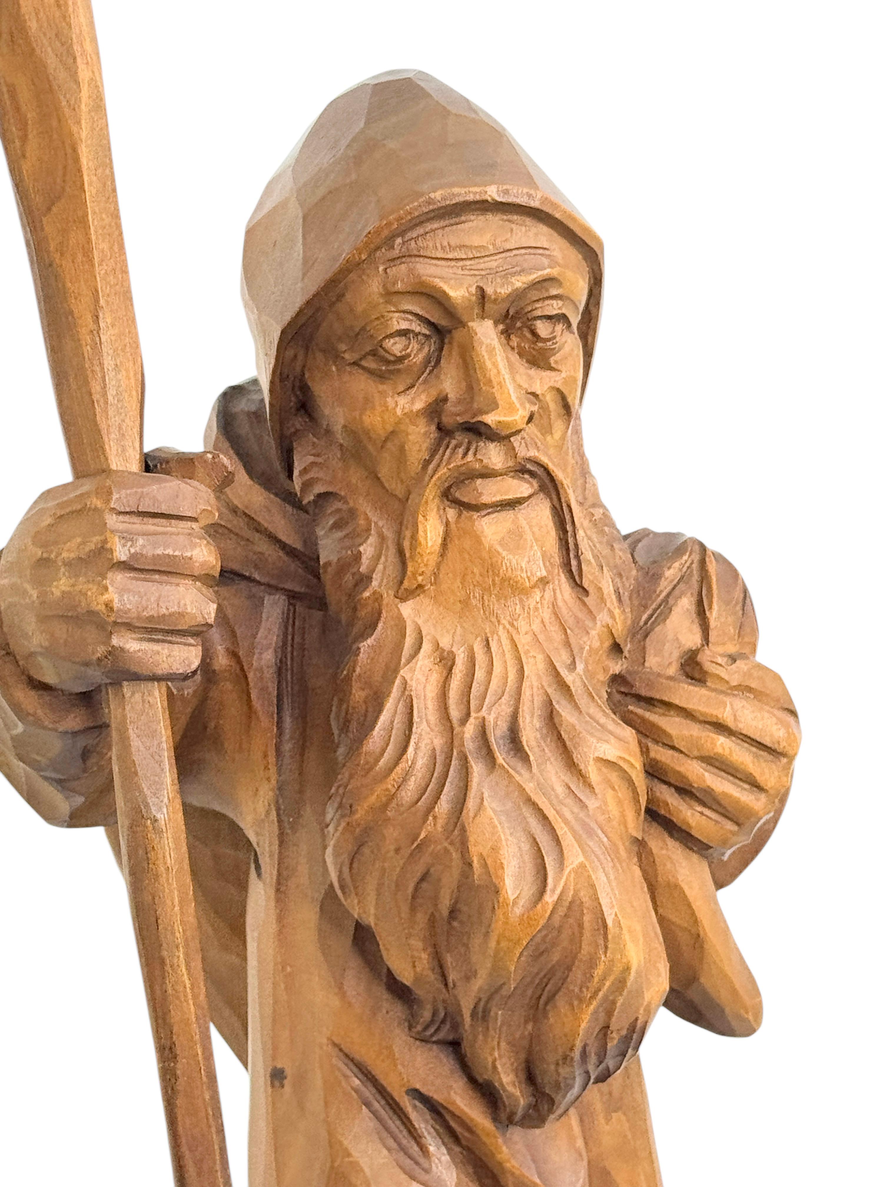 Statue des Bergmannes „The Mountain Ghost“ aus Holz, geschnitzt, Vintage, Deutsch, 1930er Jahre (Mitte des 20. Jahrhunderts) im Angebot