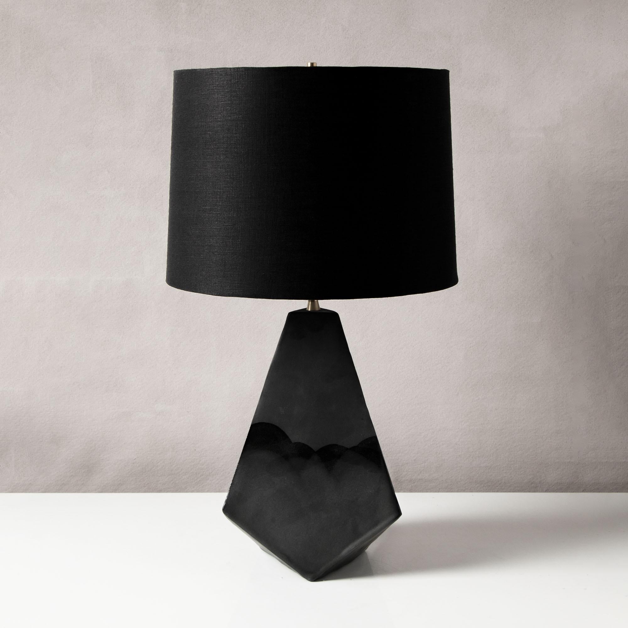 geometric ceramic table lamp