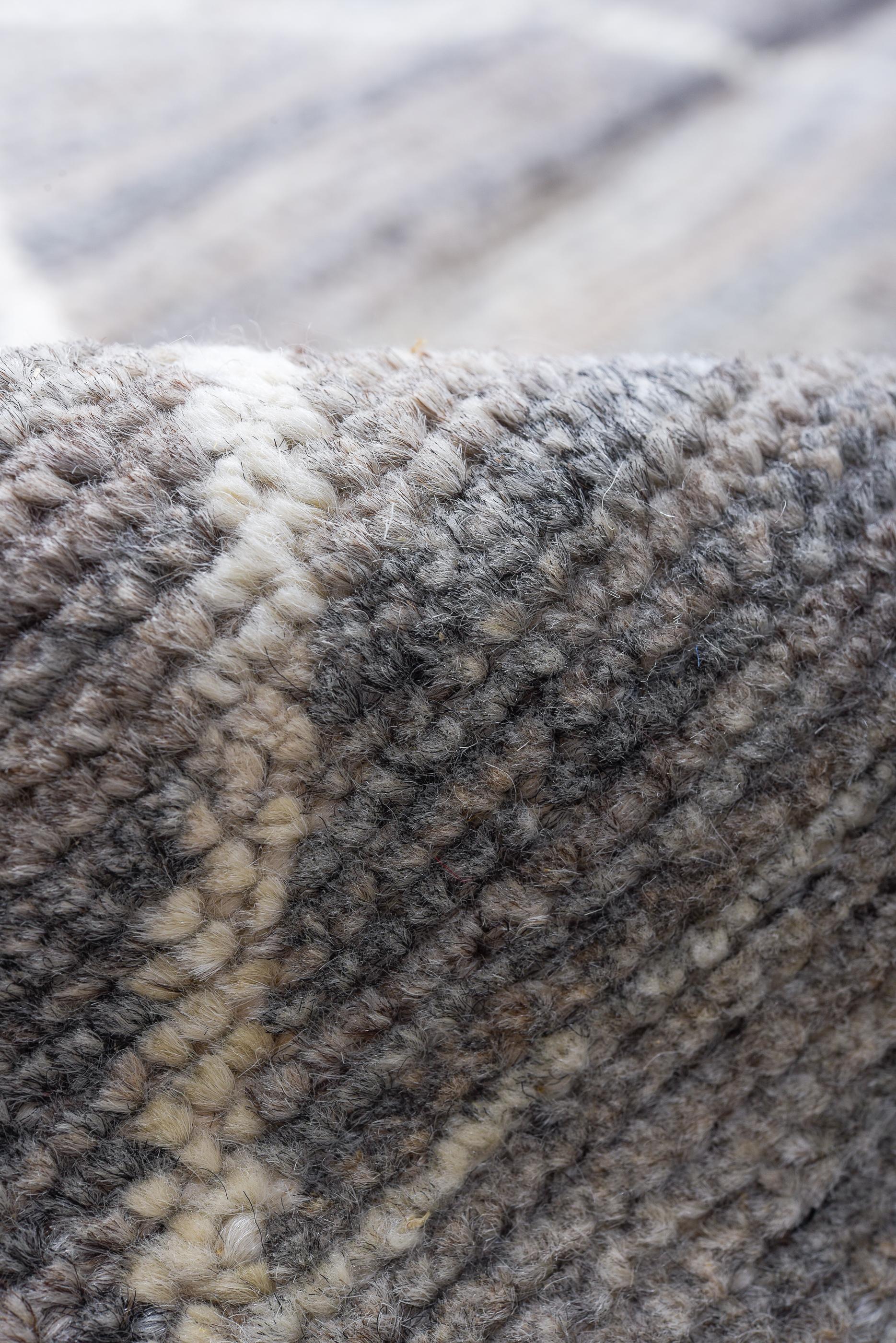 Wool Mountain Range Gray Tulu For Sale