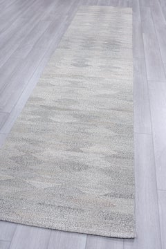 Mountainous Grey Lined Blue Tulu