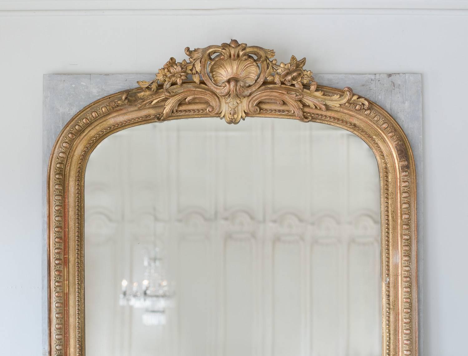 Mounted Antique Mirror with Guilded Crest, circa 1880 In Good Condition For Sale In Los Angeles, CA