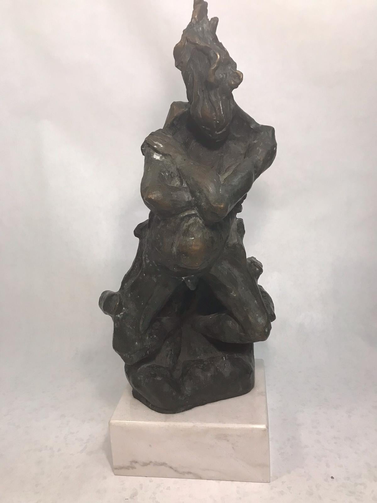 Metà XX secolo Scultura figurativa in bronzo montata di Elias Lifshitz in vendita