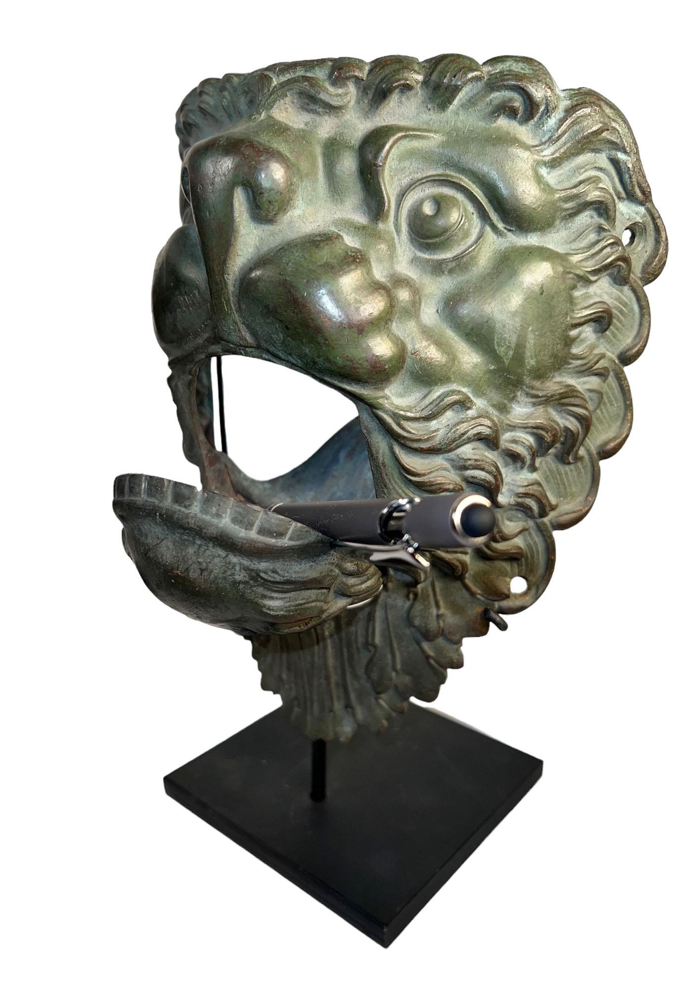 Francese Maschera di leone francese montata in bronzo in vendita