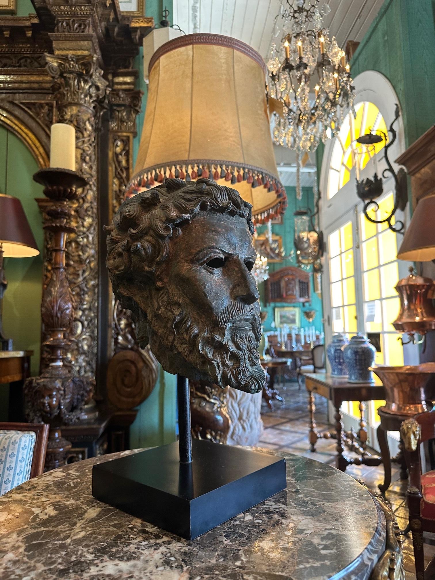 Busto Escultura Montado en Bronce sobre Base Bibelot Objeto Decorativo Pieza central en venta 13
