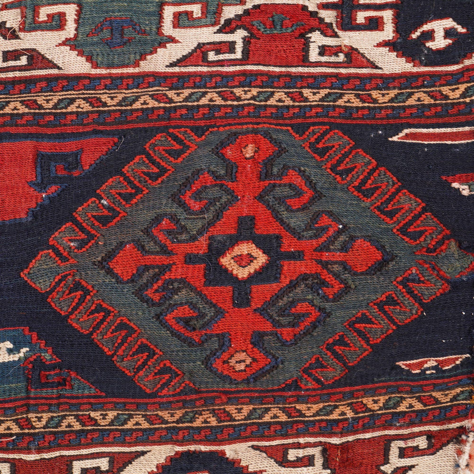 Montierte Soumak-Wiegeplatte Textil, um 1880 (Wolle) im Angebot