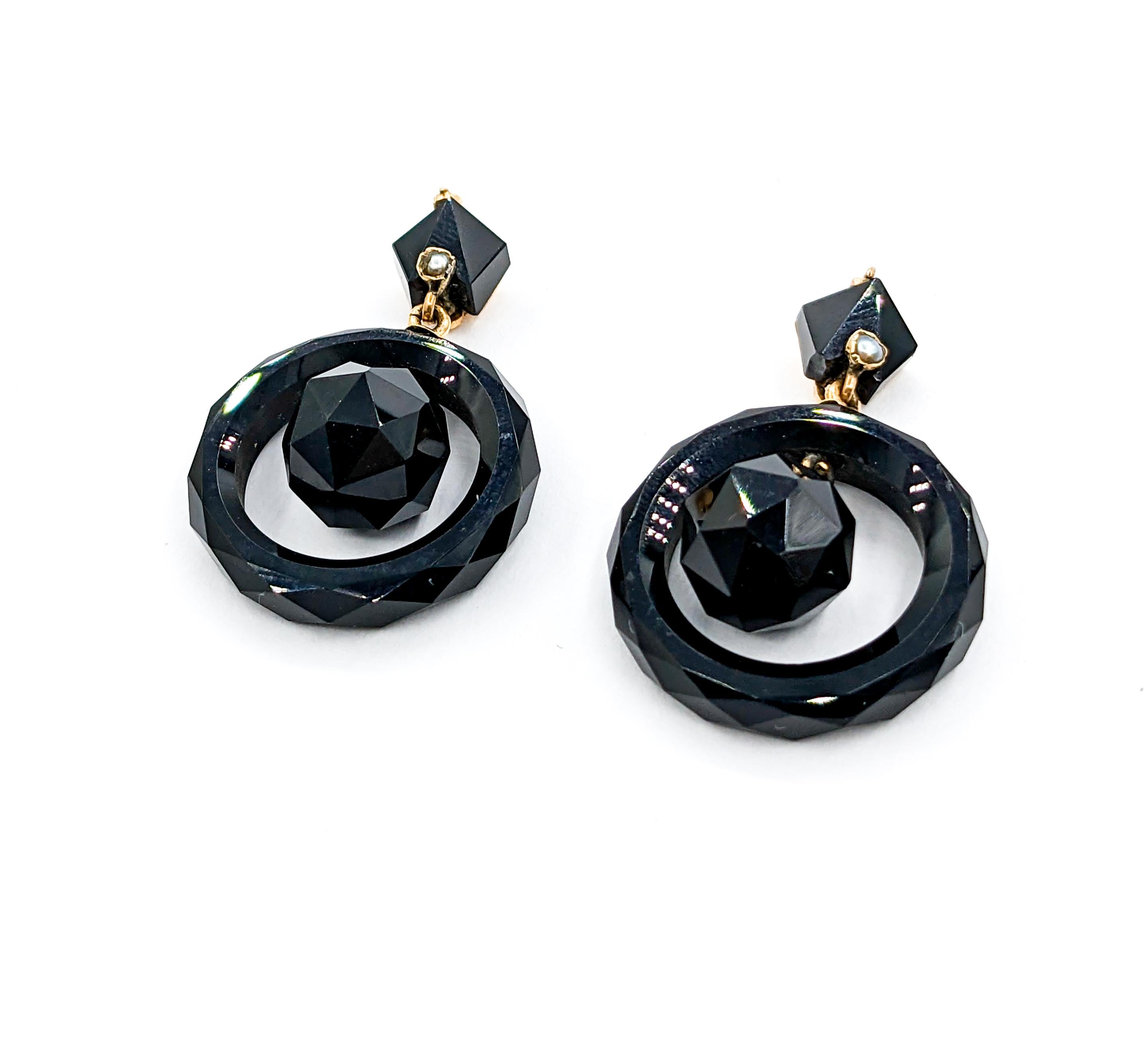Mourning Faceted Onyx Stud Earrings with Seed Pearls in 14K Gold In Good Condition In Bloomington, MN