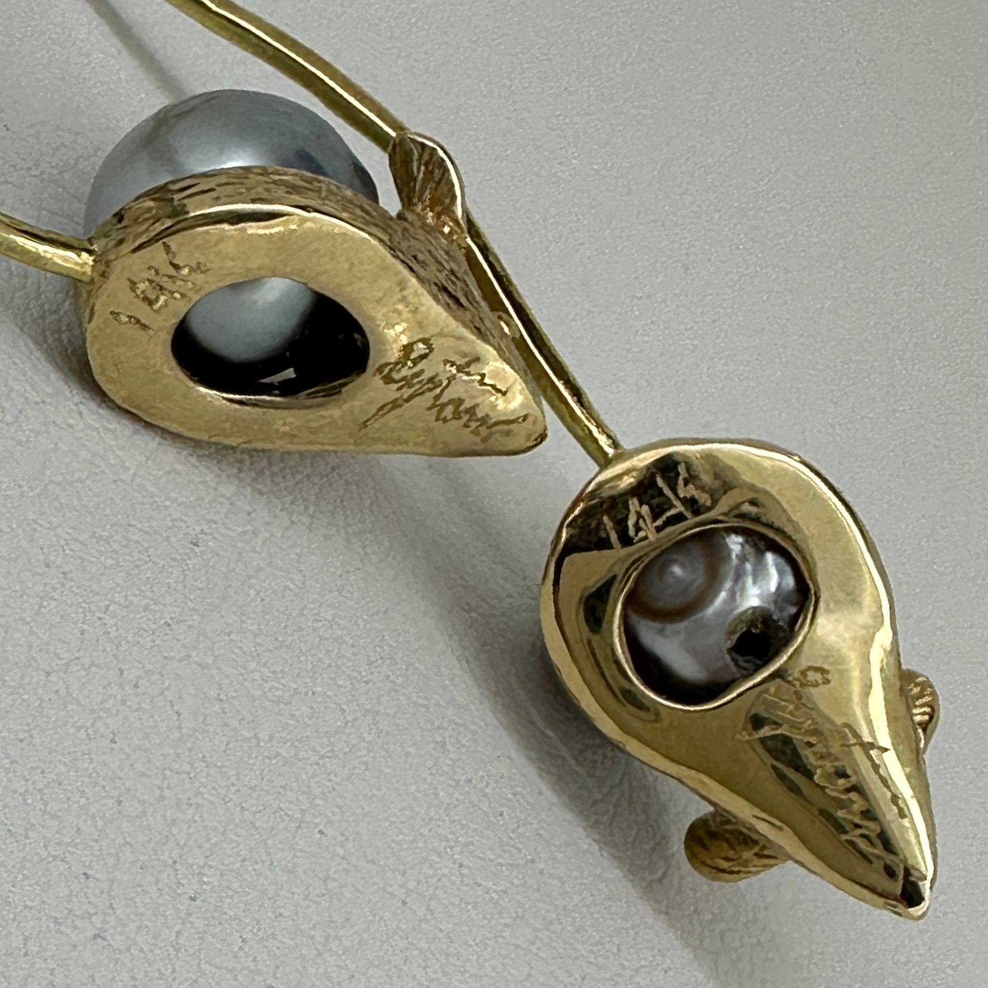 Paire de pendentifs « Mousies » en or jaune avec perles de Tahiti sur chaîne en aigue-marine en vente 6