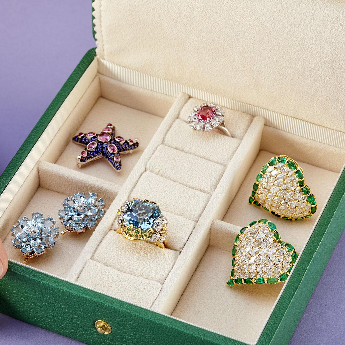 Moussaieff Einzigartige Diamant- und Smaragd-Herz-Ohrringe (Marquiseschliff)