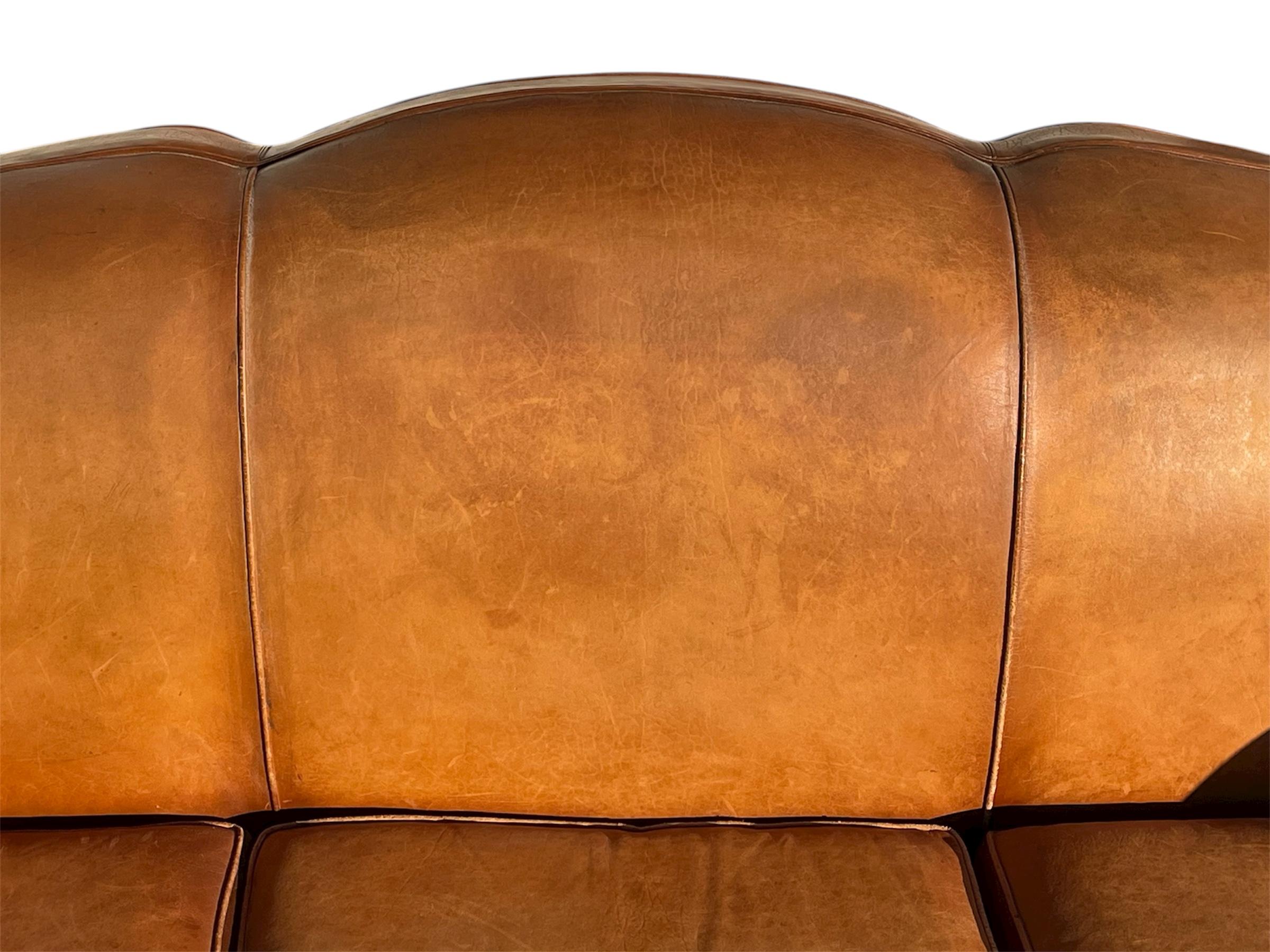 Francese Divano Club a 3 posti Moustache in vendita