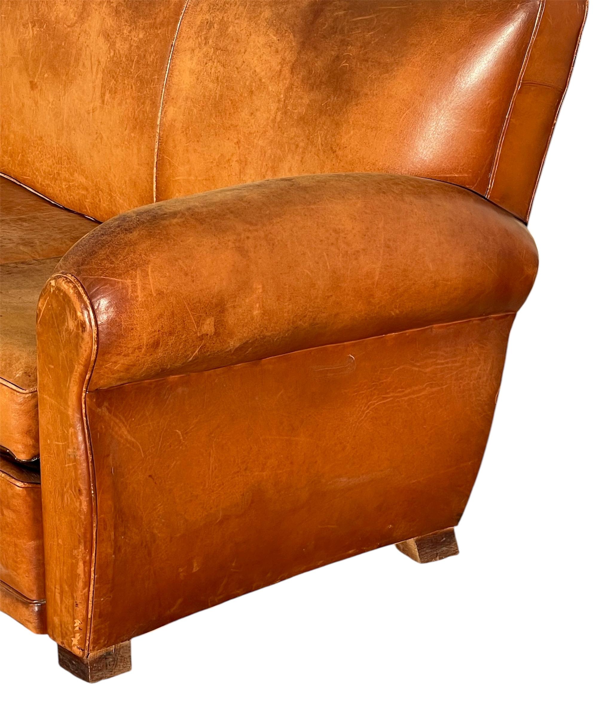 Divano Club a 3 posti Moustache in vendita 1