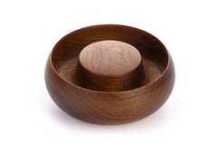 Cenicero de Madera Bigote de J. Hill's Standard