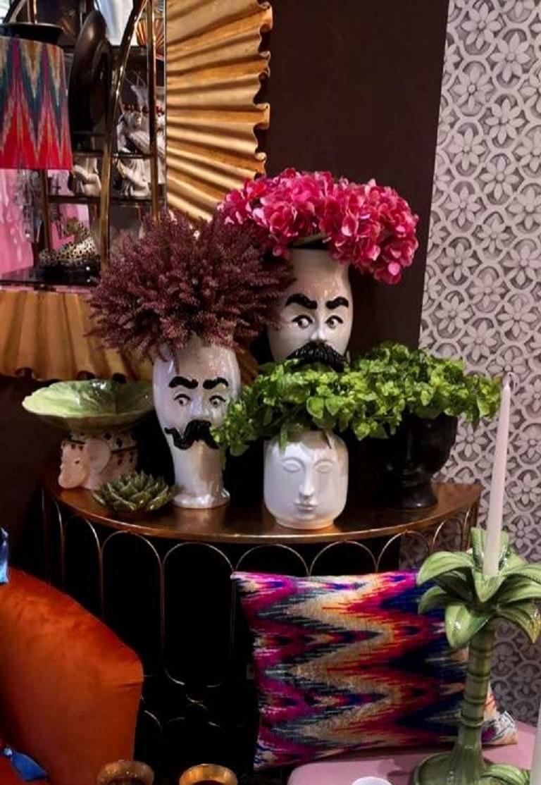 Autre Vase en céramique Moustachu Handamde en vente