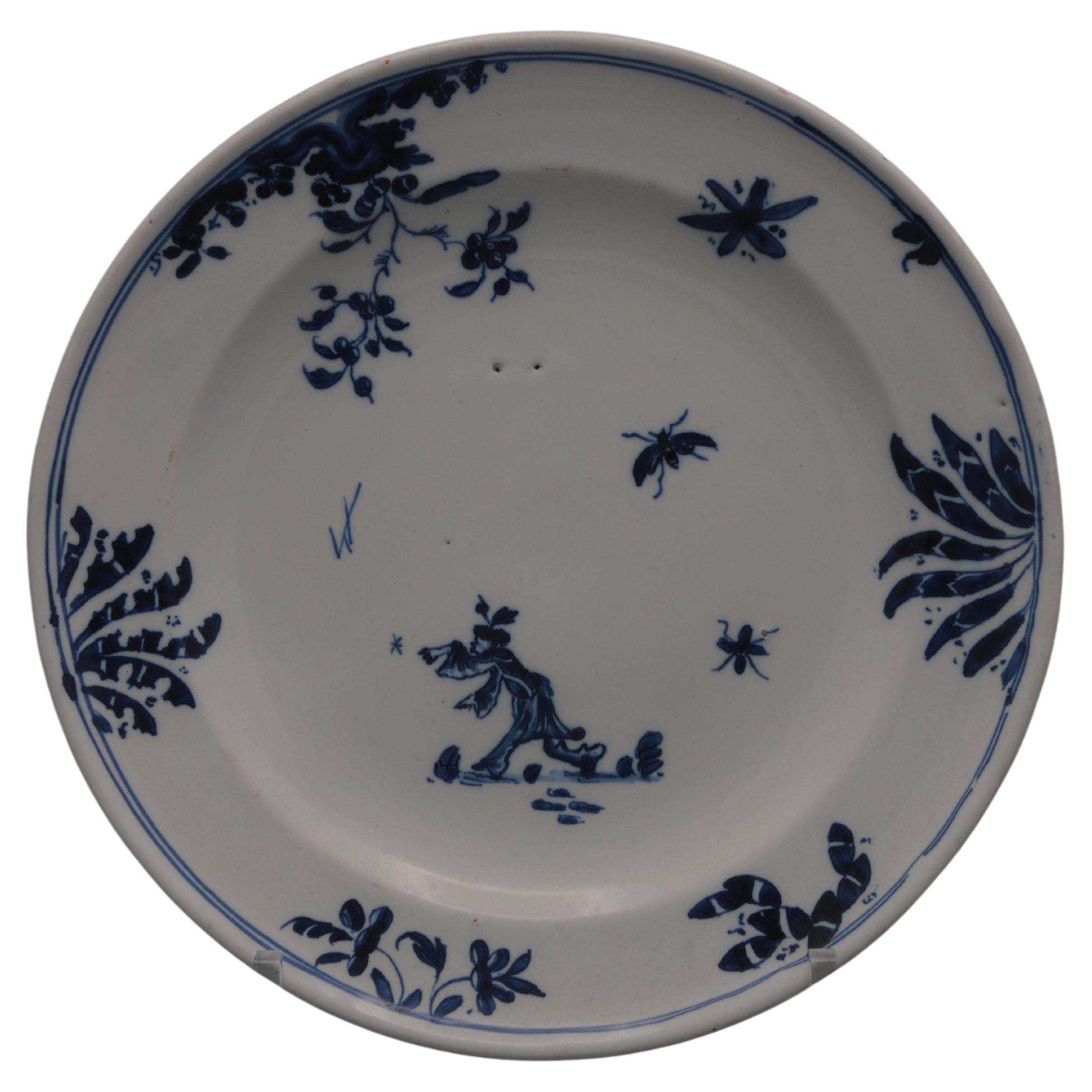 Moustiers  - 18th century Chinoiserie Plate For Sale