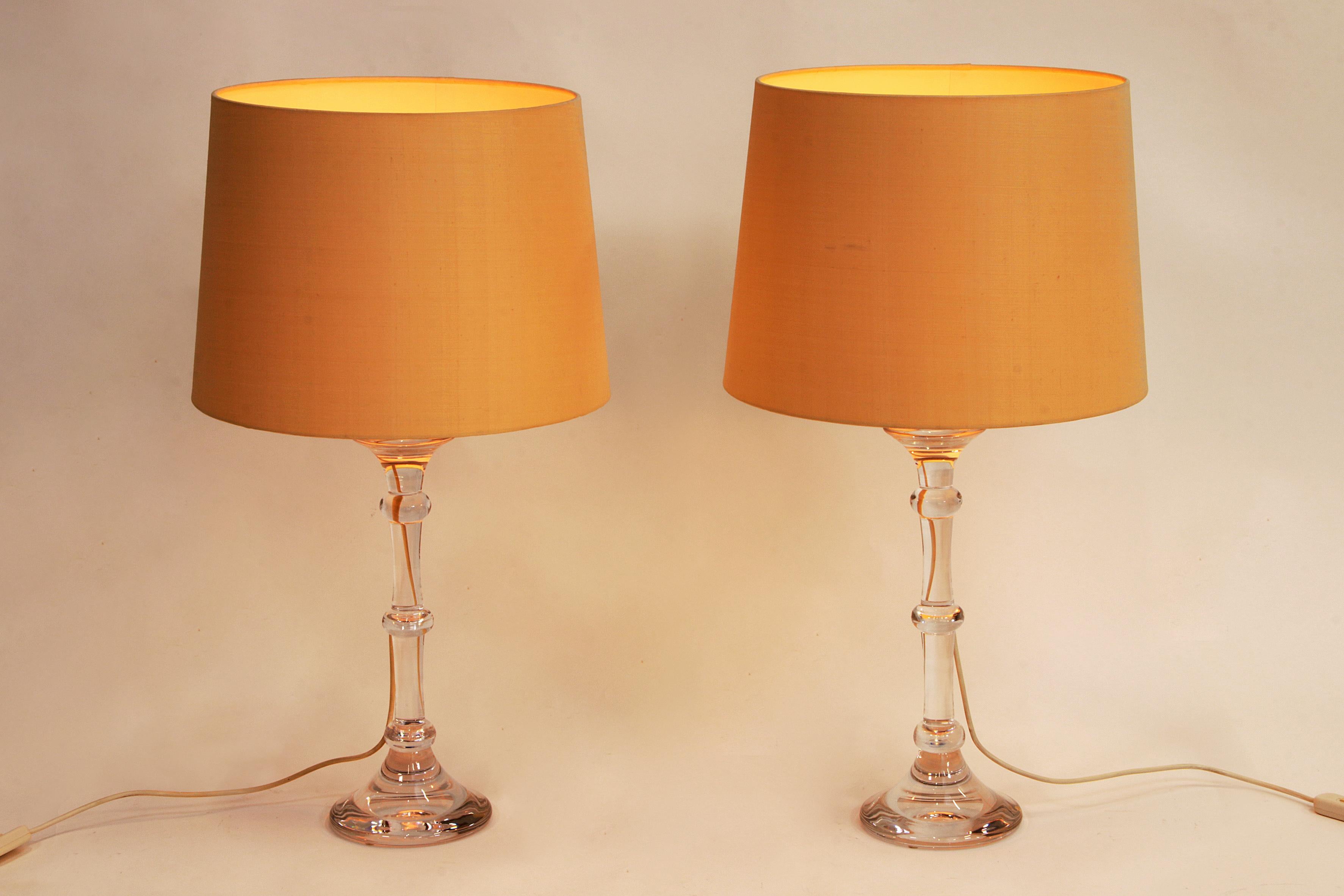 Mid-Century Modern Ingo Maurer, Glass Table lampst with cream lampshades 1960 Mouth-blown For Sale