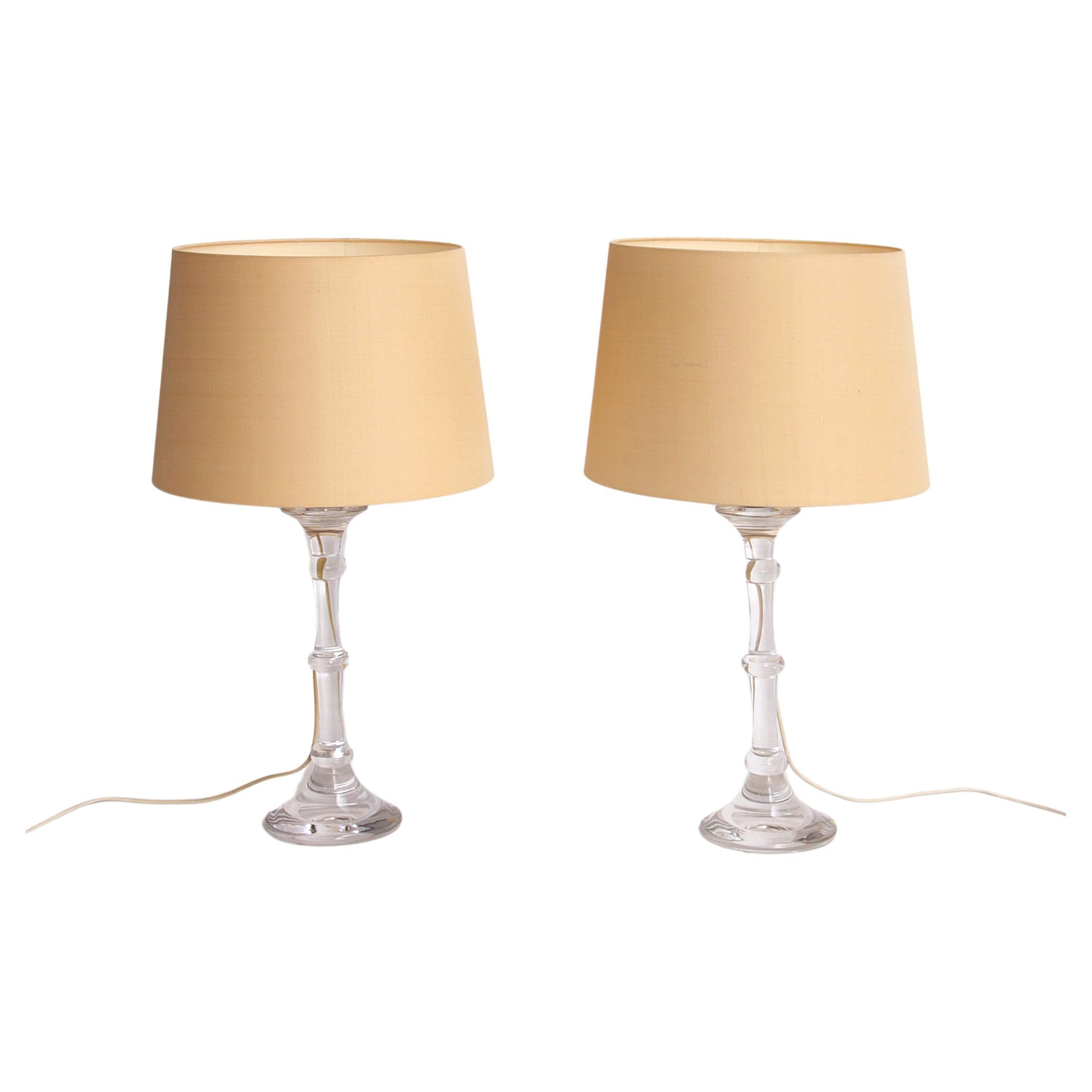 Ingo Maurer, Glass Table lampst with cream lampshades 1960 Mouth-blown For Sale