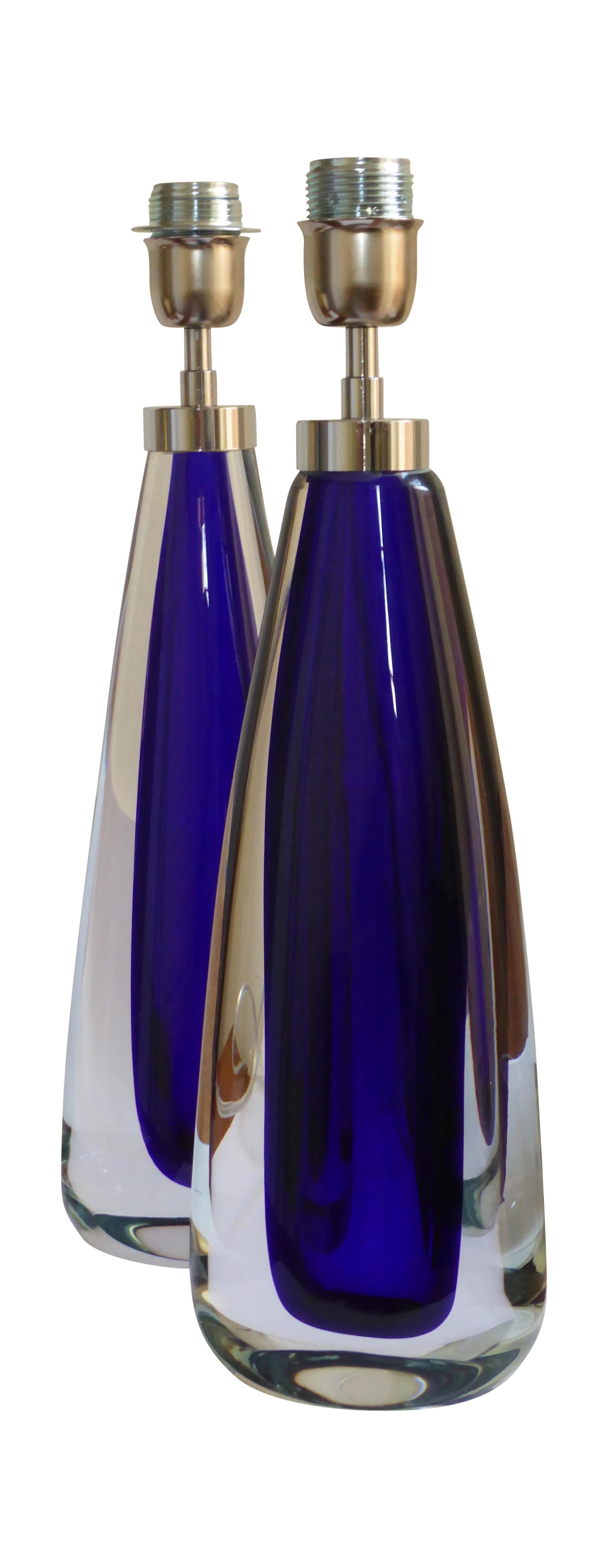 Lampade da tavolo in vetro di Murano Glass Sommerso soffiato a bocca in Cristallo, Blu e Nichel in vendita 4