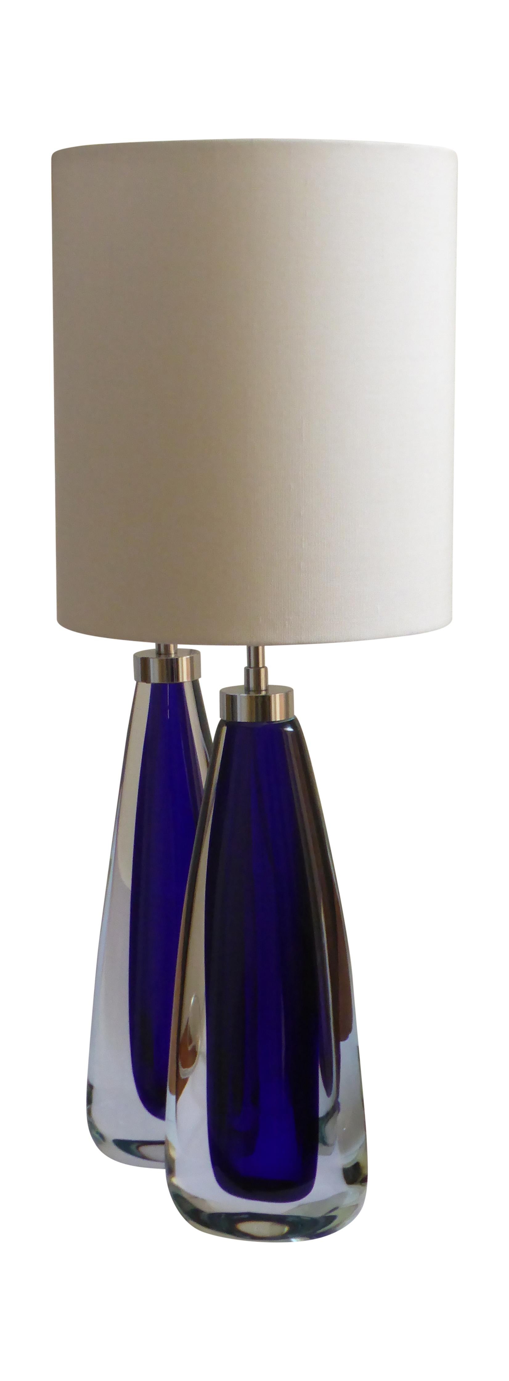Lampade da tavolo in vetro di Murano Glass Sommerso soffiato a bocca in Cristallo, Blu e Nichel in vendita 5