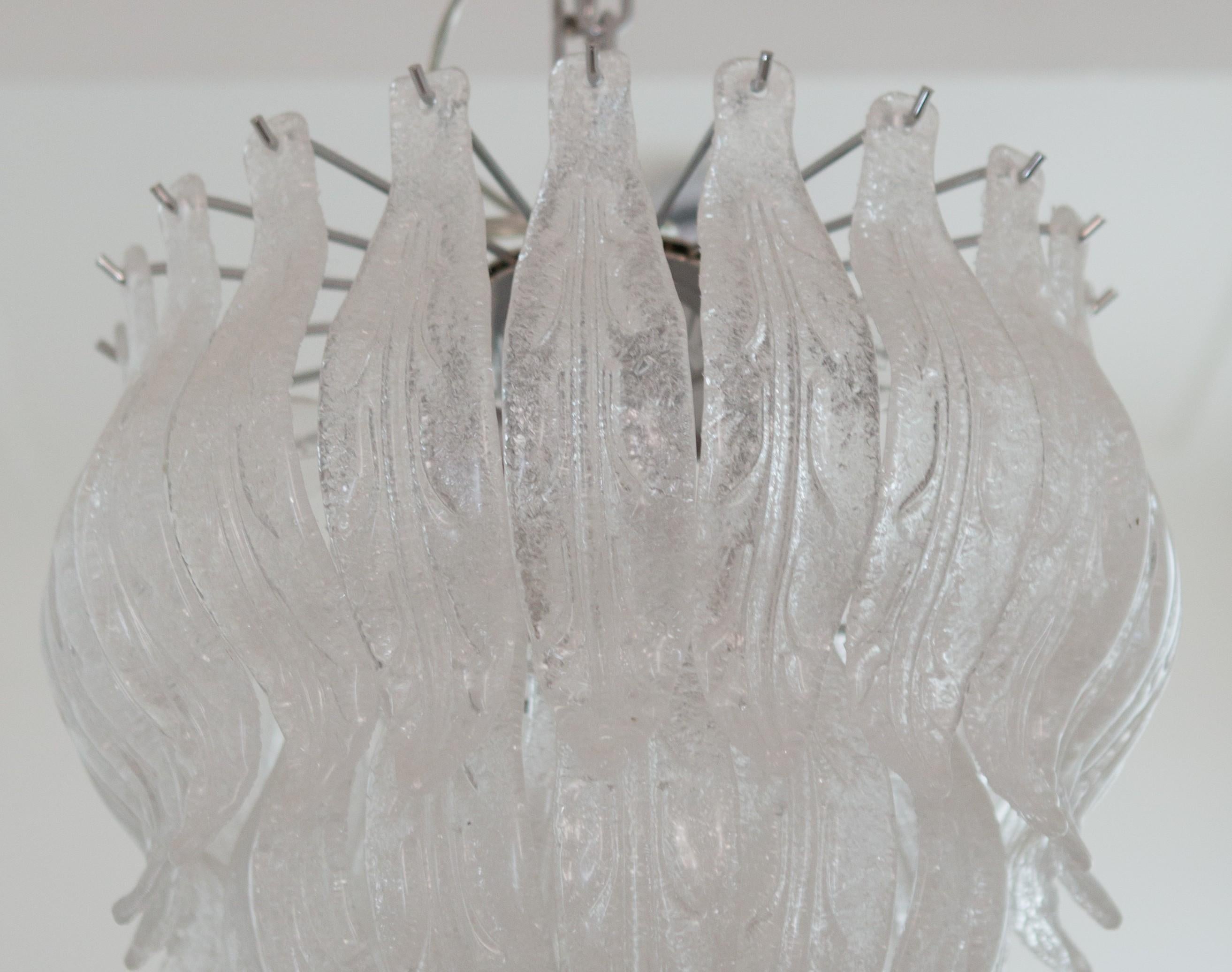 Mouthblown Murano Glass Leaf Chandelier with Granita Glass and Polished Nickel In Excellent Condition For Sale In London, GB