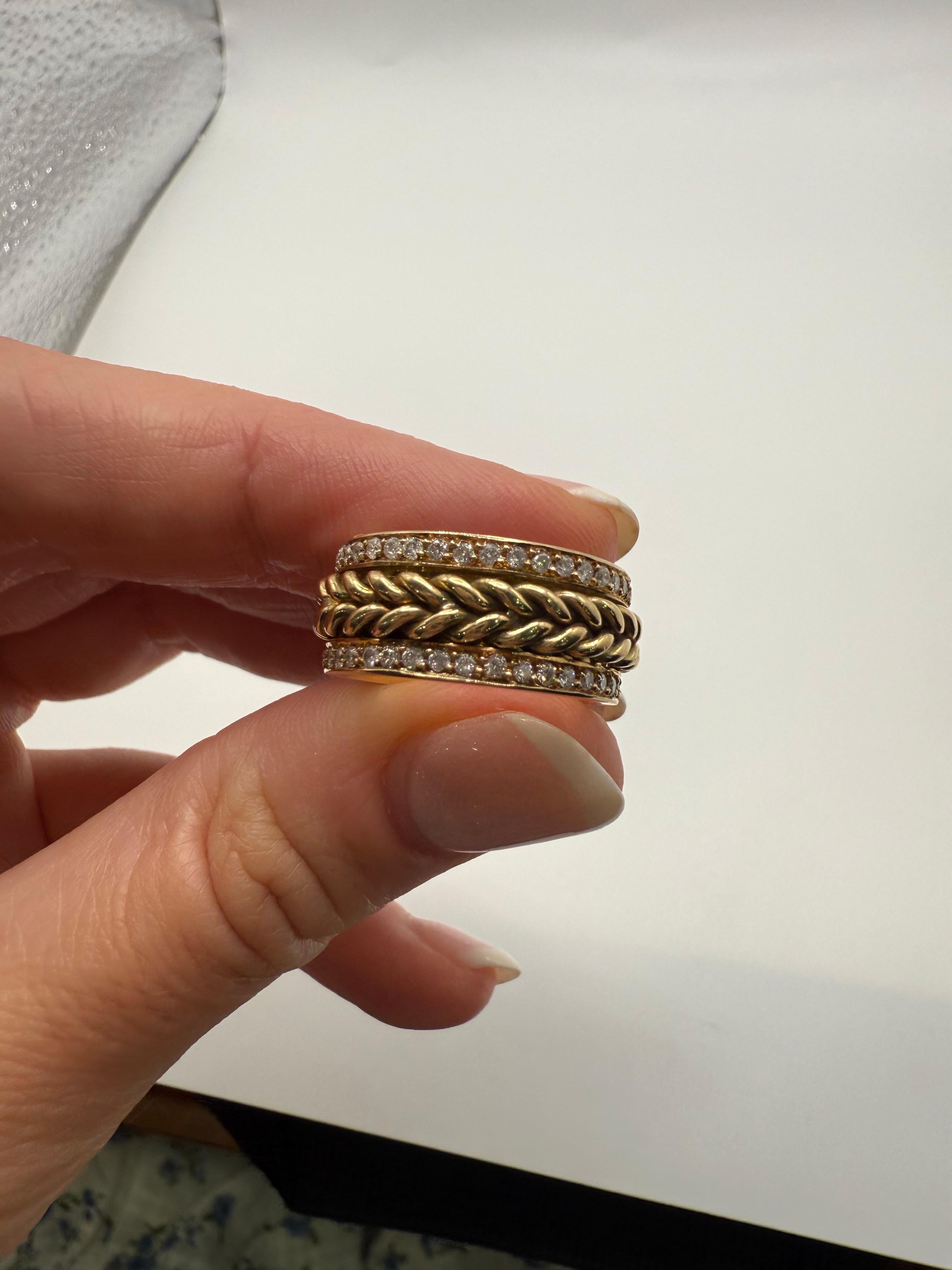 MOVABLE Geflochtener Diamantring 18KT Gelbgold Diamantring Größe 6.5 (Brillantschliff) im Angebot