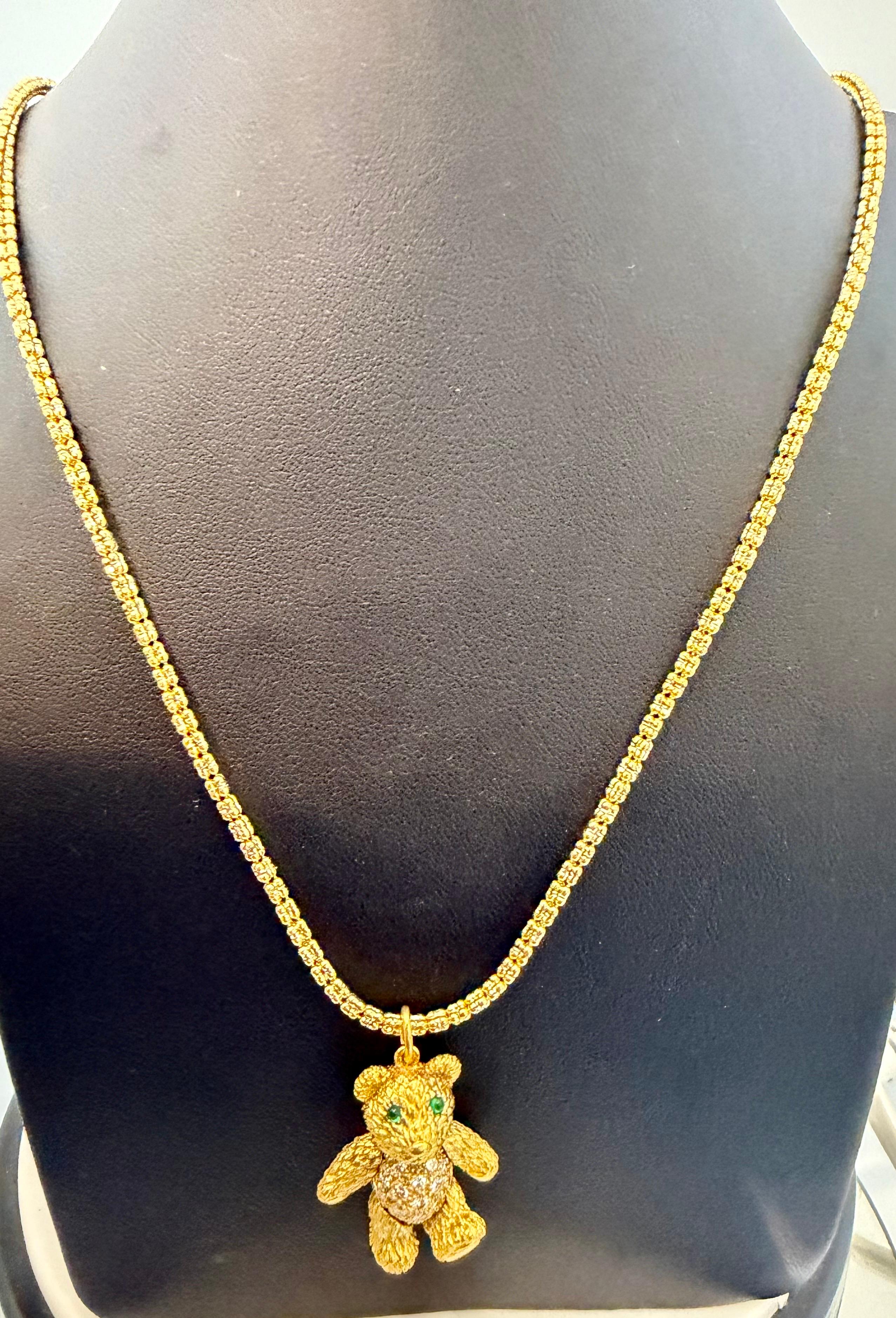 Movable Teddy Bear + Diamonds Vintage 18 Karat Yellow Gold 27.7 Gm + 19