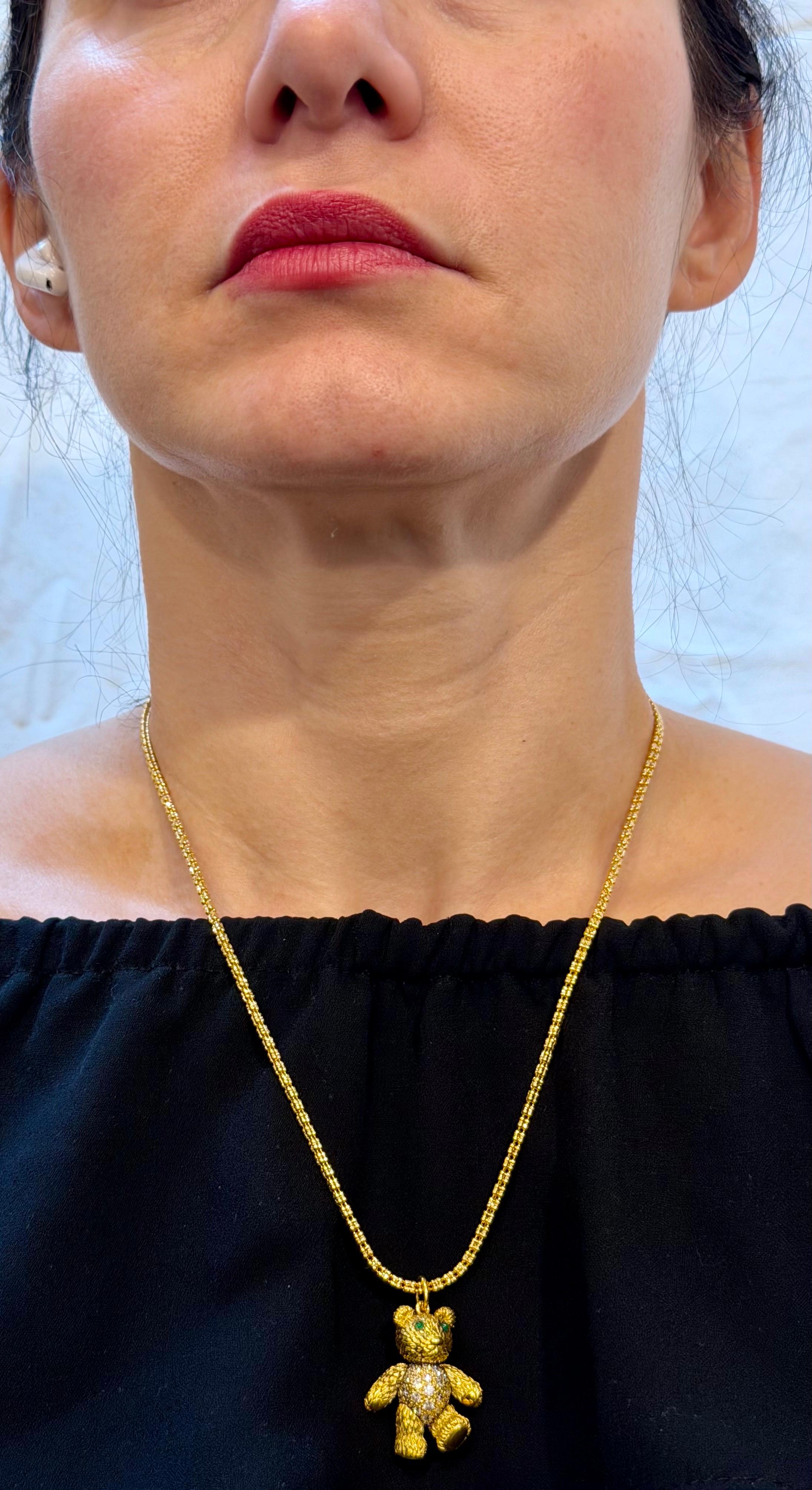 Movable Teddy Bear + Diamonds Vintage 18 Karat Yellow Gold 27.7 Gm + 19