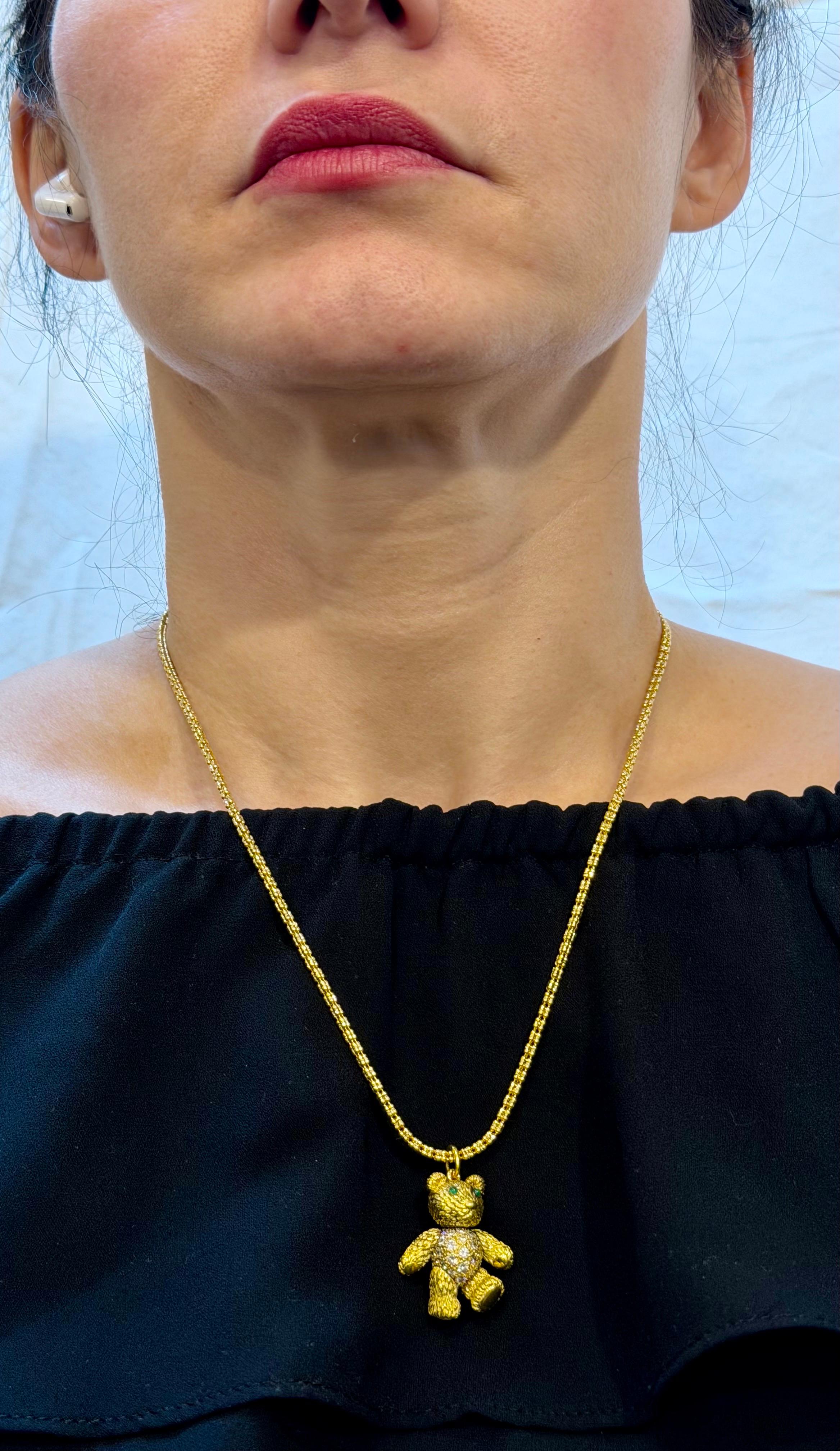 Movable Teddy Bear + Diamonds Vintage 18 Karat Yellow Gold 27.7 Gm + 19