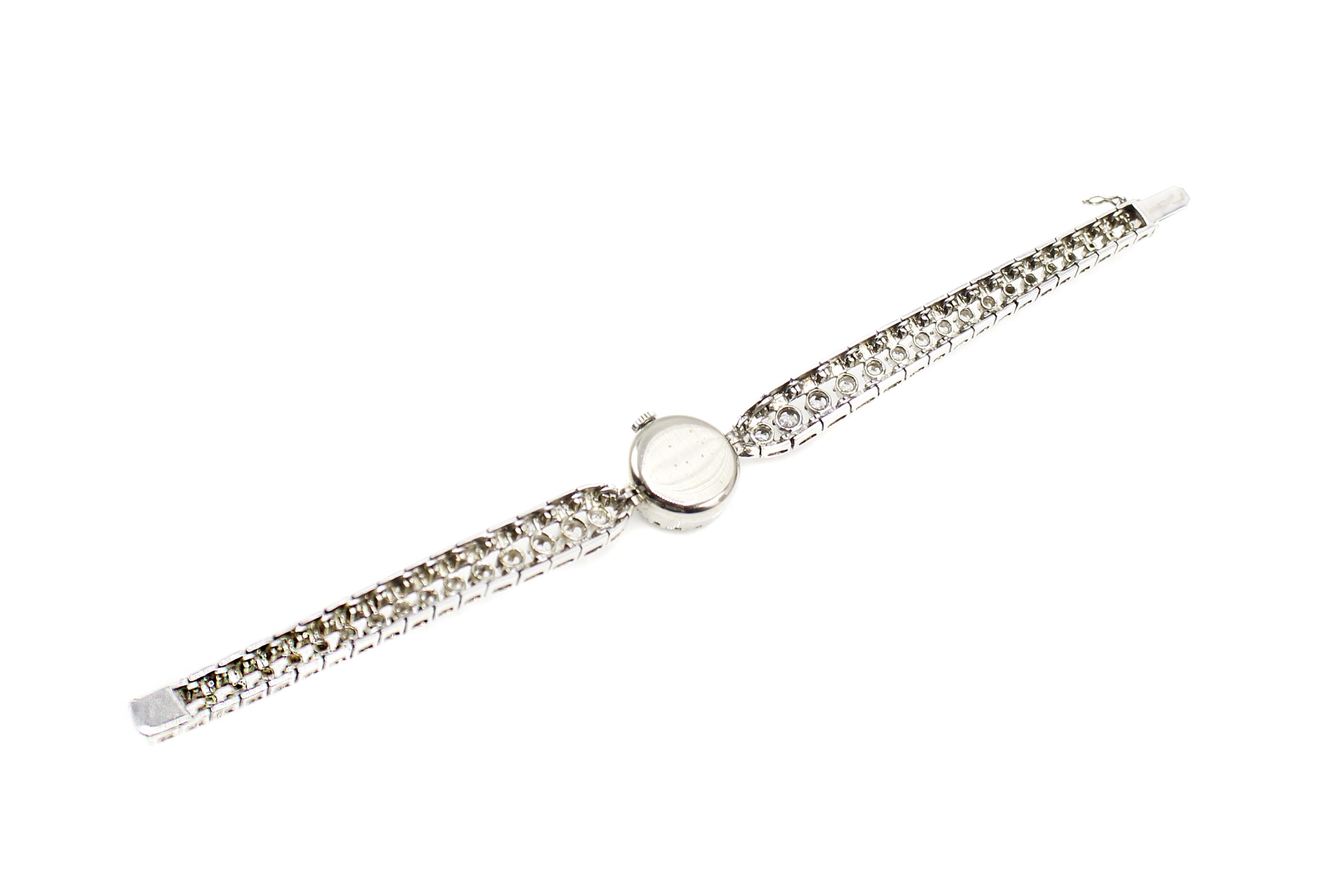 Movado 18 Karat White Gold Diamond Ladies Watch im Zustand „Hervorragend“ in New York, NY