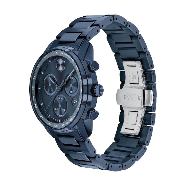 Movado Bold Verso 44mm Blue Dial Ion-Plated Stainless Steel Men's Watch 3600868

Movado BOLD Verso, 44mm blue ion-plated stainless steel case and bracelet with tachymeter scale. Features a blue chronograph dial & Swiss Super-LumiNova® accents and