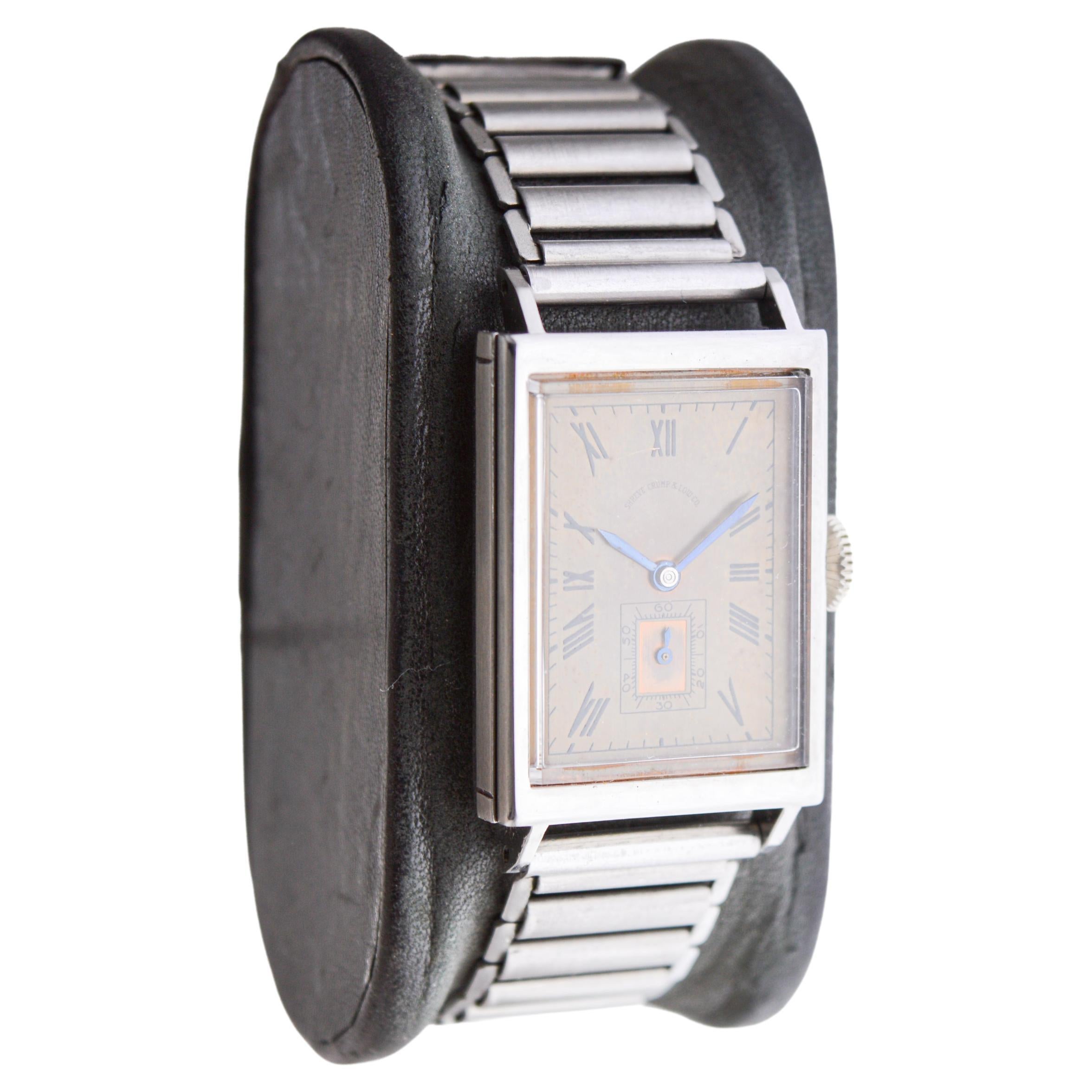 Movado for Shreve Crump & Low Co. Stainless Steel Art Deco Tank Style 1940's In Excellent Condition For Sale In Long Beach, CA