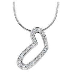 Collier Movado avec pendentif en forme de cœur serti d'un diamant, 0,45 ct, or blanc 18 carats, style vintage
