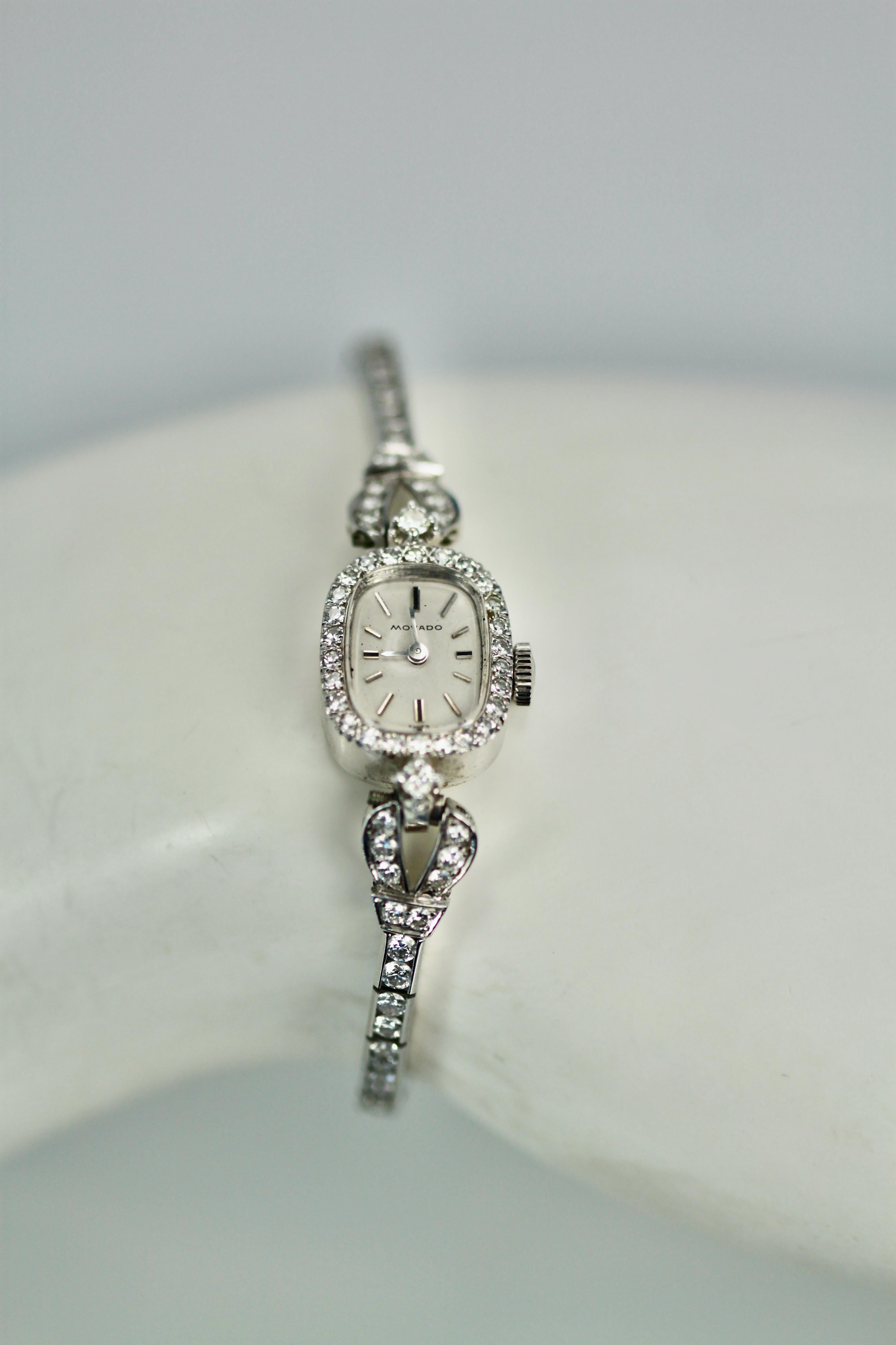 Movado Damen-Diamant-Armbanduhr 14K im Angebot 4