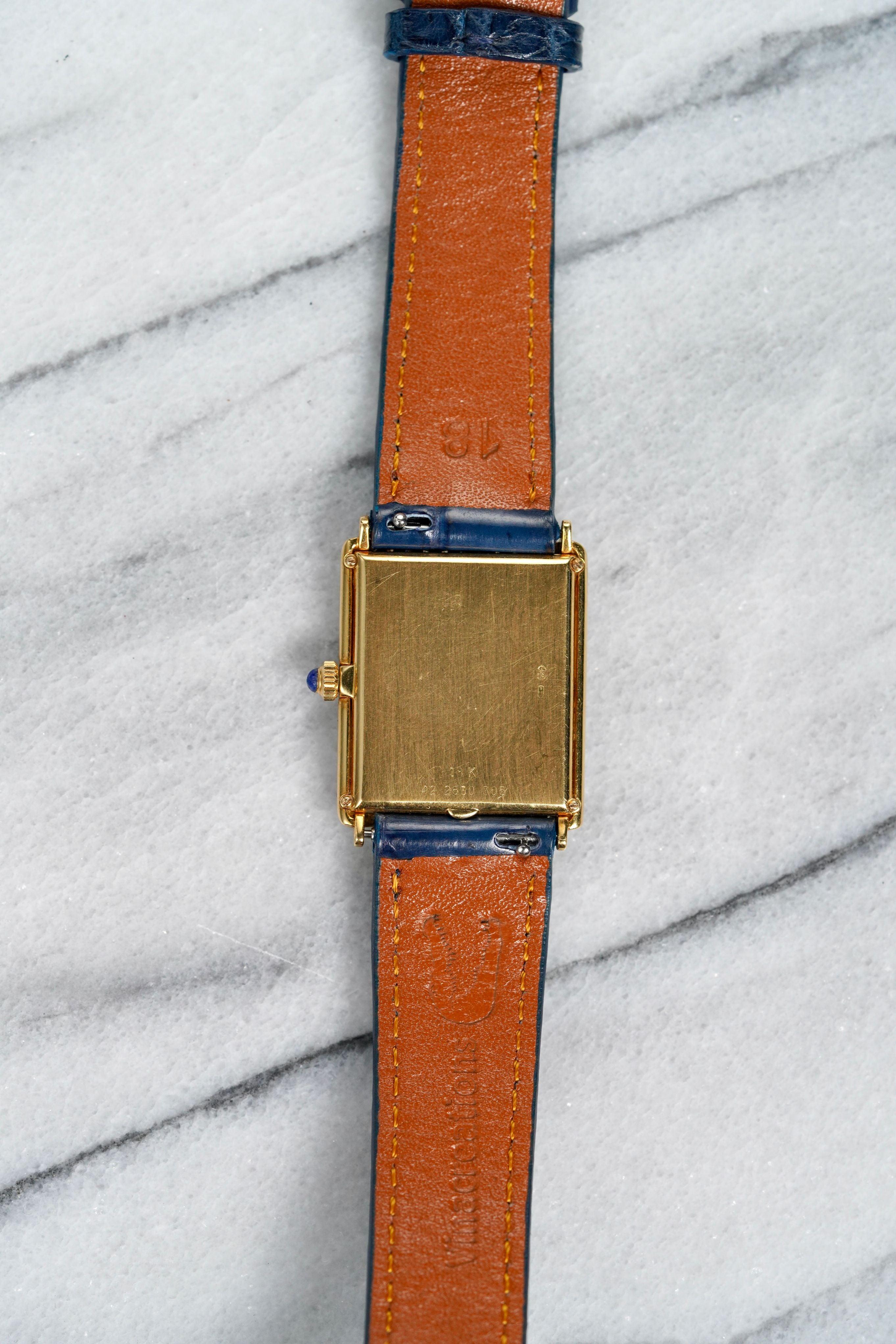 Montre Movado Lapis Tank en or jaune 18 carats, années 1970-80 Unisexe en vente