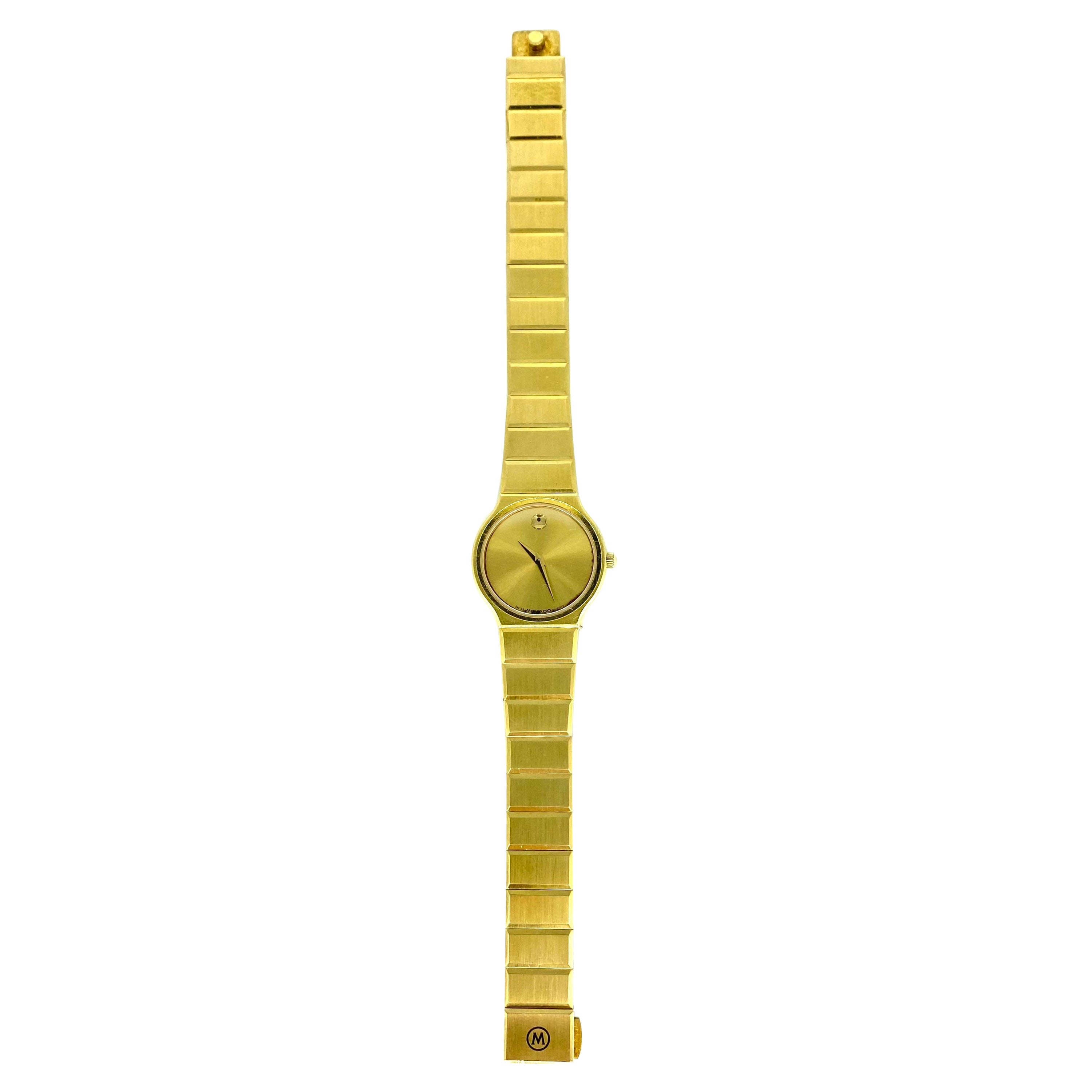 Movado Limited Edition Museum Sapphire Watch Or jaune 18 carats massif