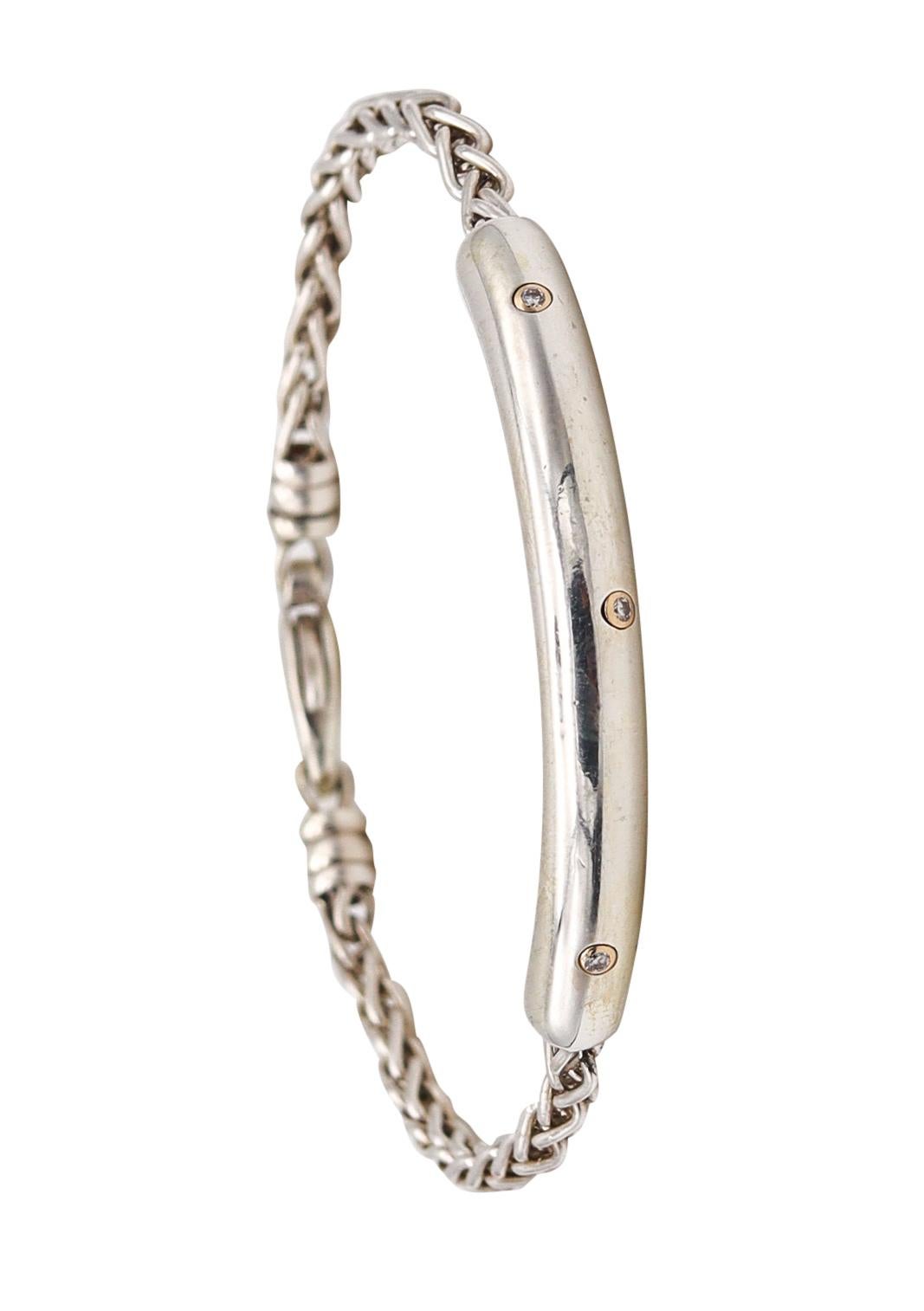 Movado Modernism Tubular Bracelet in .925 Sterling Silver with 3 Vs Diamonds For Sale
