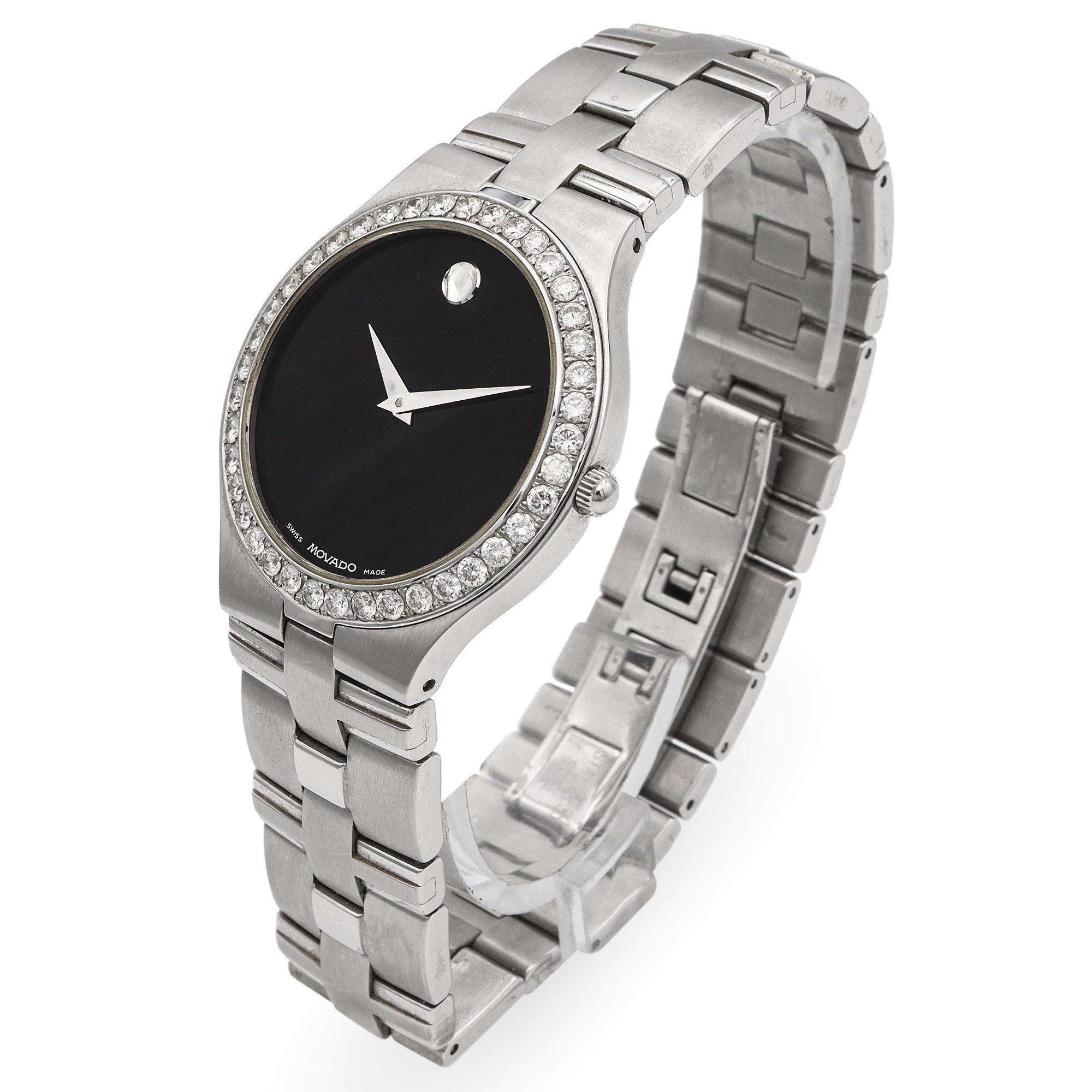 Taille ronde Movado Museum Juro Diamond Stainless Steel Quartz Men's Watch Ref. 84.G2.1899 en vente
