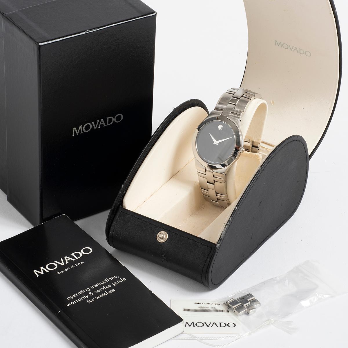 Our design led Movado Museum Juro 84.G2.1899 features a 36mm (inc crown) stainless steel case with stainless steel bracelet and powered by a quartz movement. This example is presented in outstanding condition with little signs of use from new, and