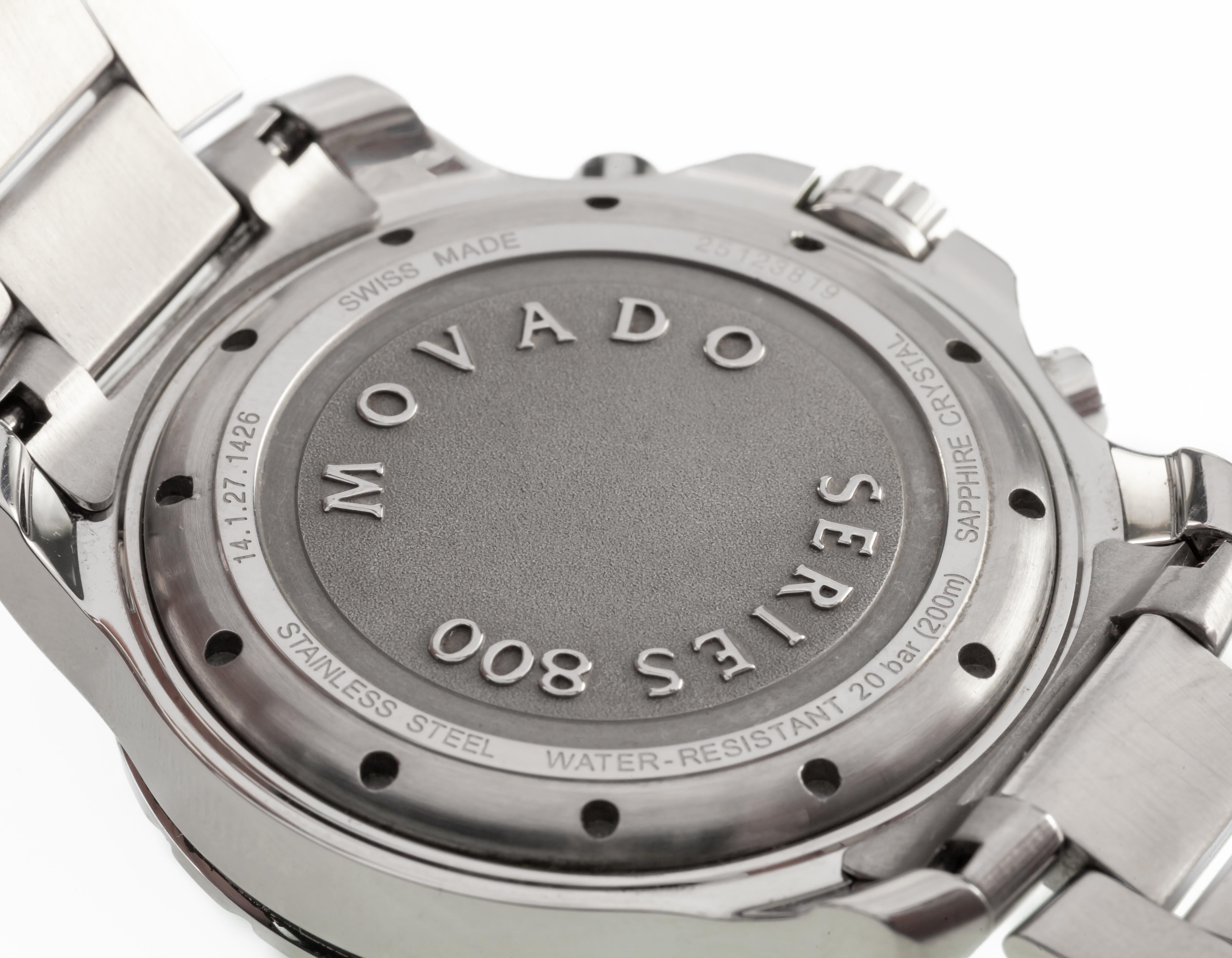 Série de chronographes Movado 800 à quartz pour hommes avec boîte et papiers en vente 3