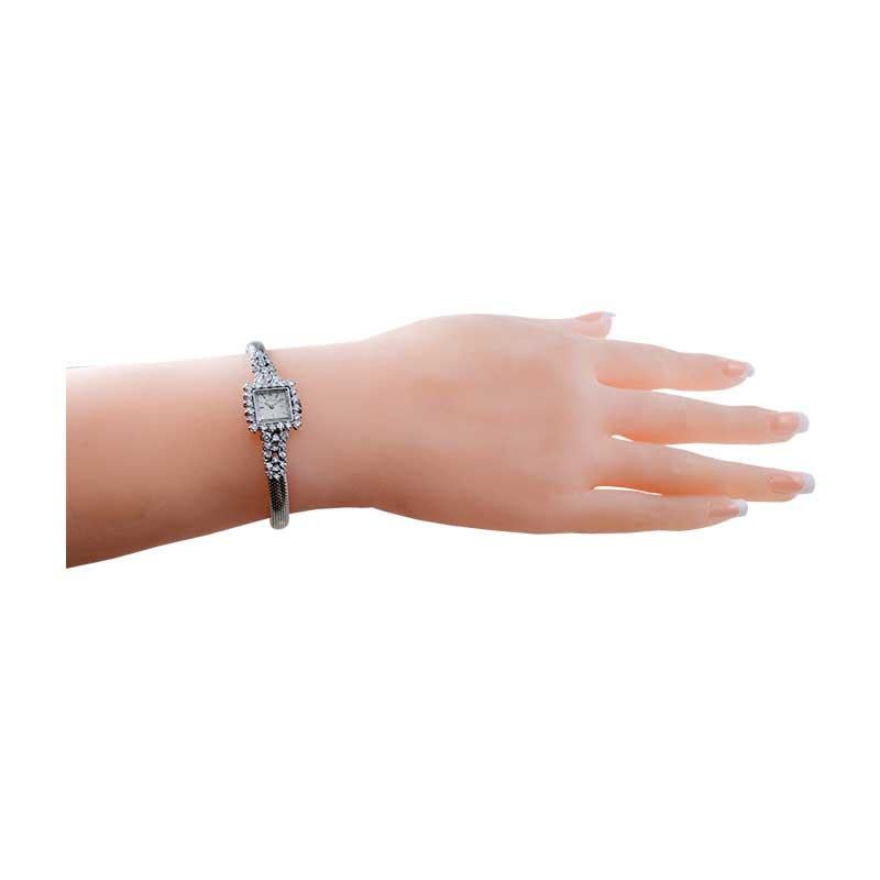 Montre habillée Movado Watch Company en platine et diamants pour femmes en vente 8