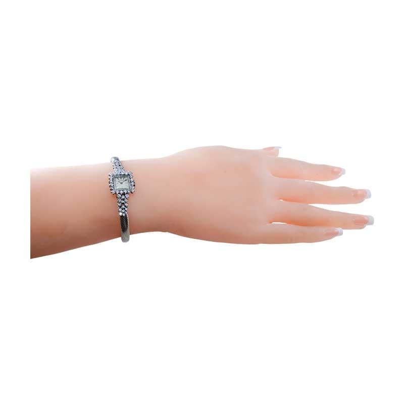 Movado Watch Company Damenarmbanduhr aus Platin mit Diamanten 10