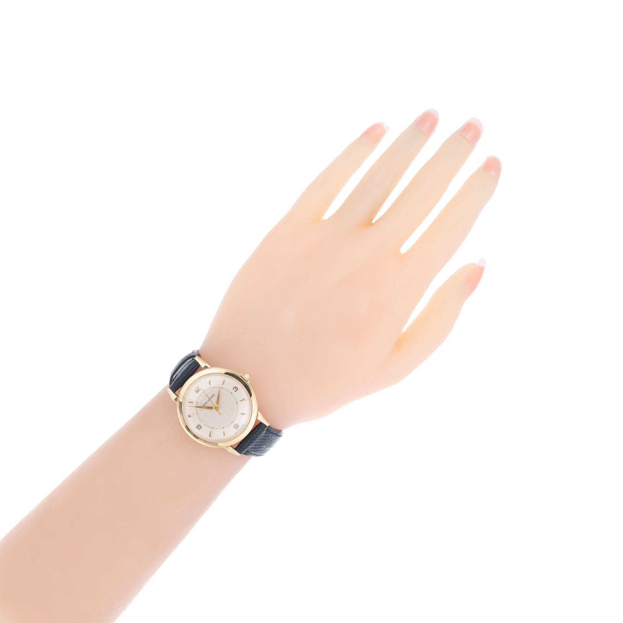 Women's or Men's Movado Yellow Gold Manual Wind Men's Strap Wristwatch For Sale