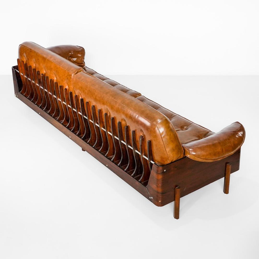 Sofá 'Móveis Bertomeu' de palisandro - Brasil 1960 en venta 2