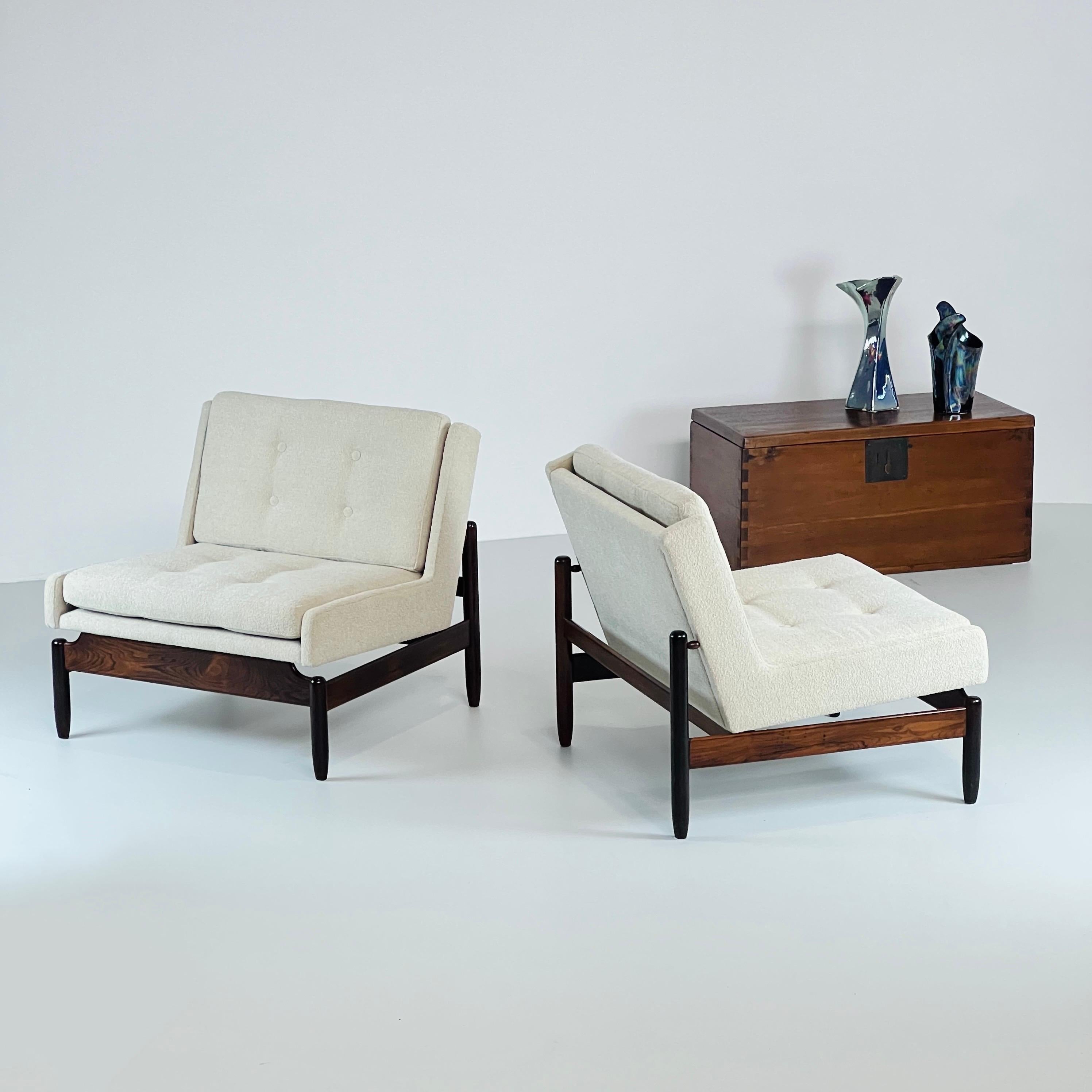 Mid-20th Century Móveis Cantù Designer Jorge Jabour Mauad Pair of Solid Rosewood Lounge Chairs