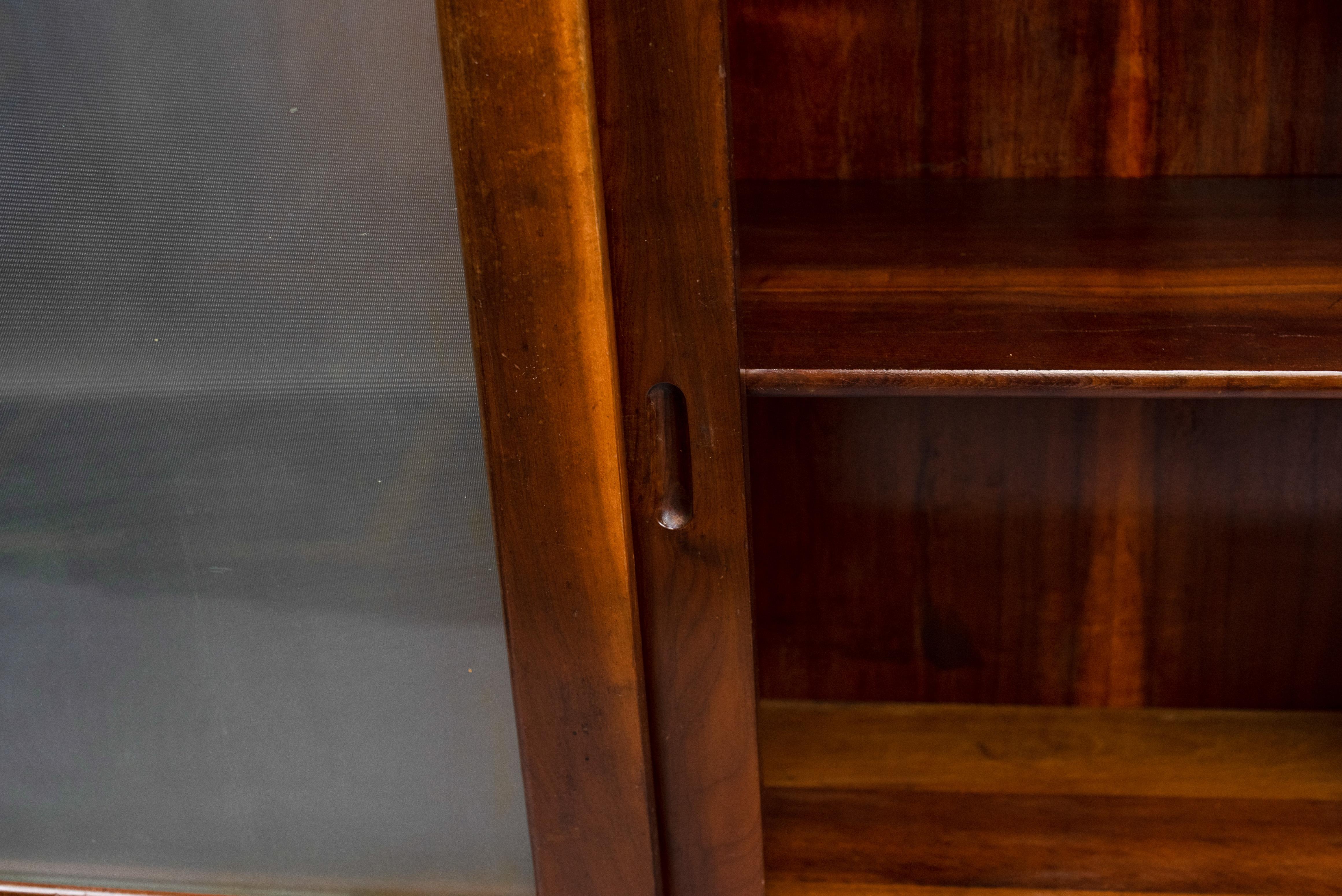 Moveis Cimo, Bookcase/ Vitrine, c. 1960, Brazilian Design For Sale 3