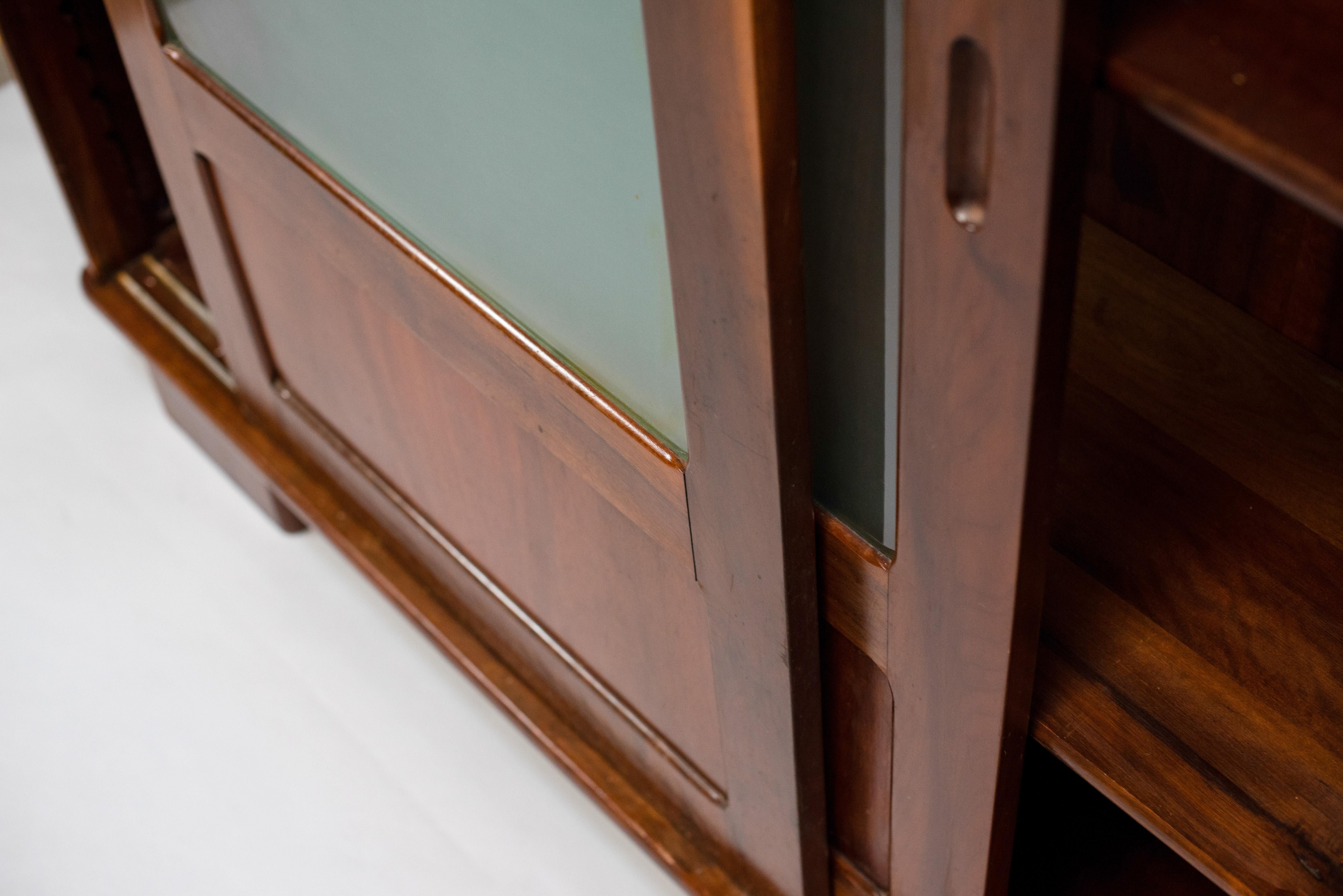 Moveis Cimo, Bookcase/ Vitrine, c. 1960, Brazilian Design For Sale 7