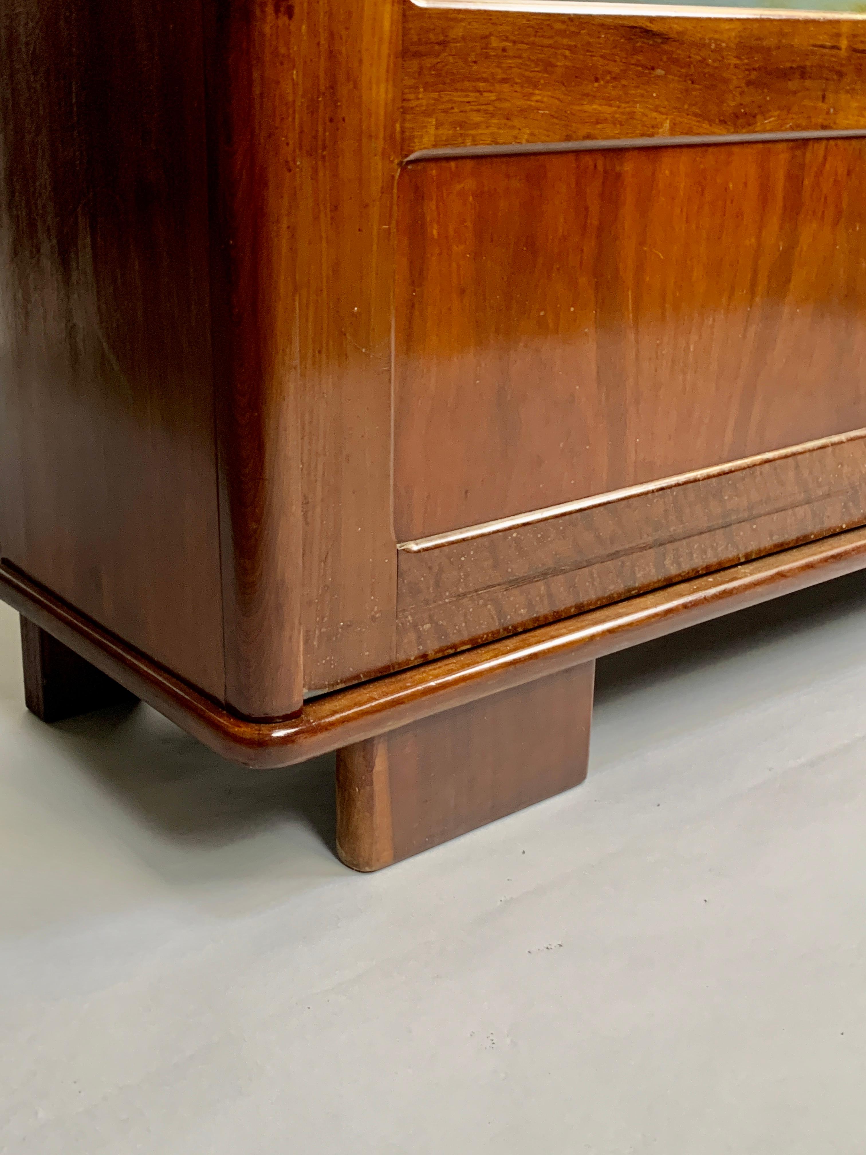 Moveis Cimo, Bookcase/ Vitrine, c. 1960, Brazilian Design For Sale 10
