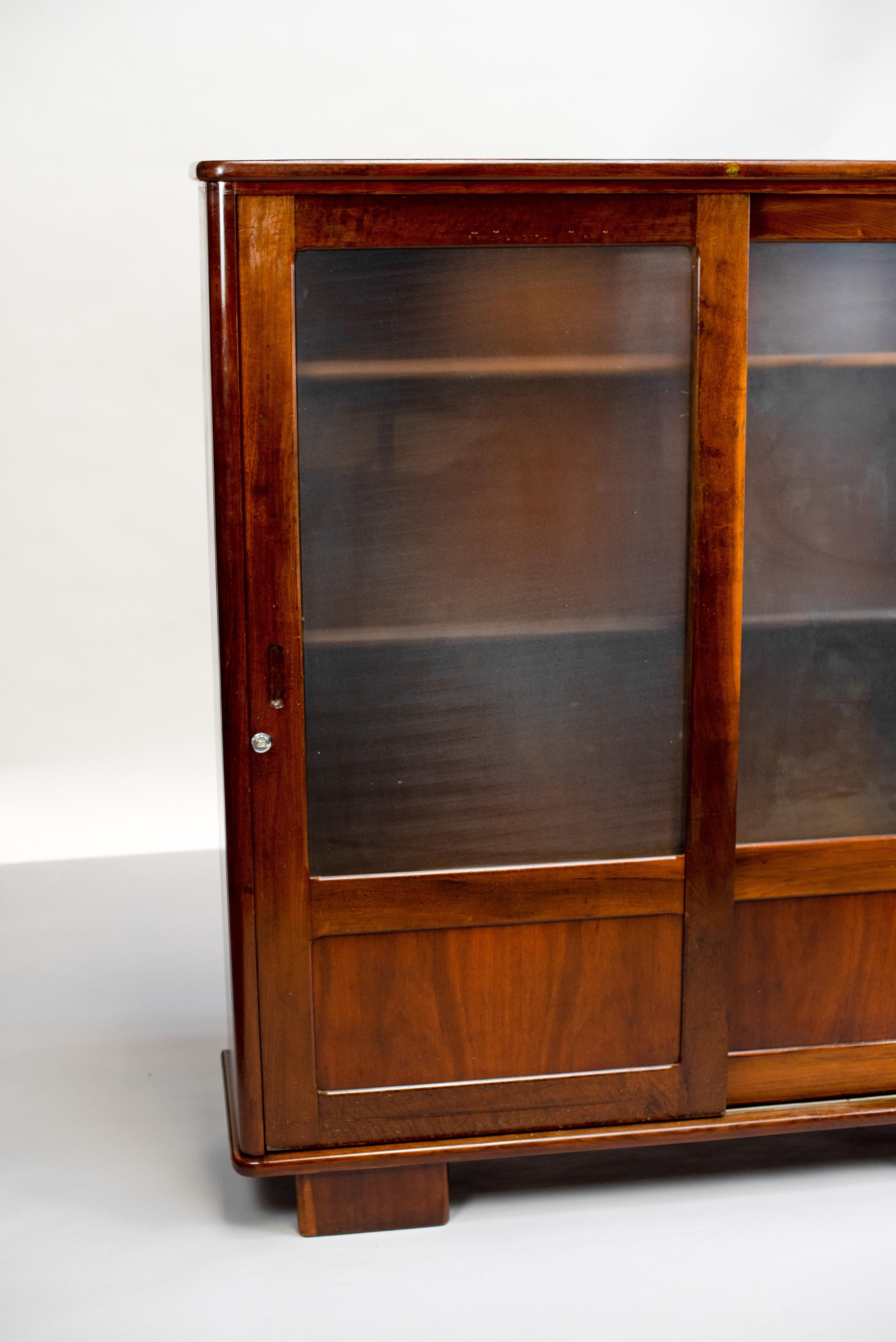 Hand-Crafted Moveis Cimo, Bookcase/ Vitrine, c. 1960, Brazilian Design For Sale