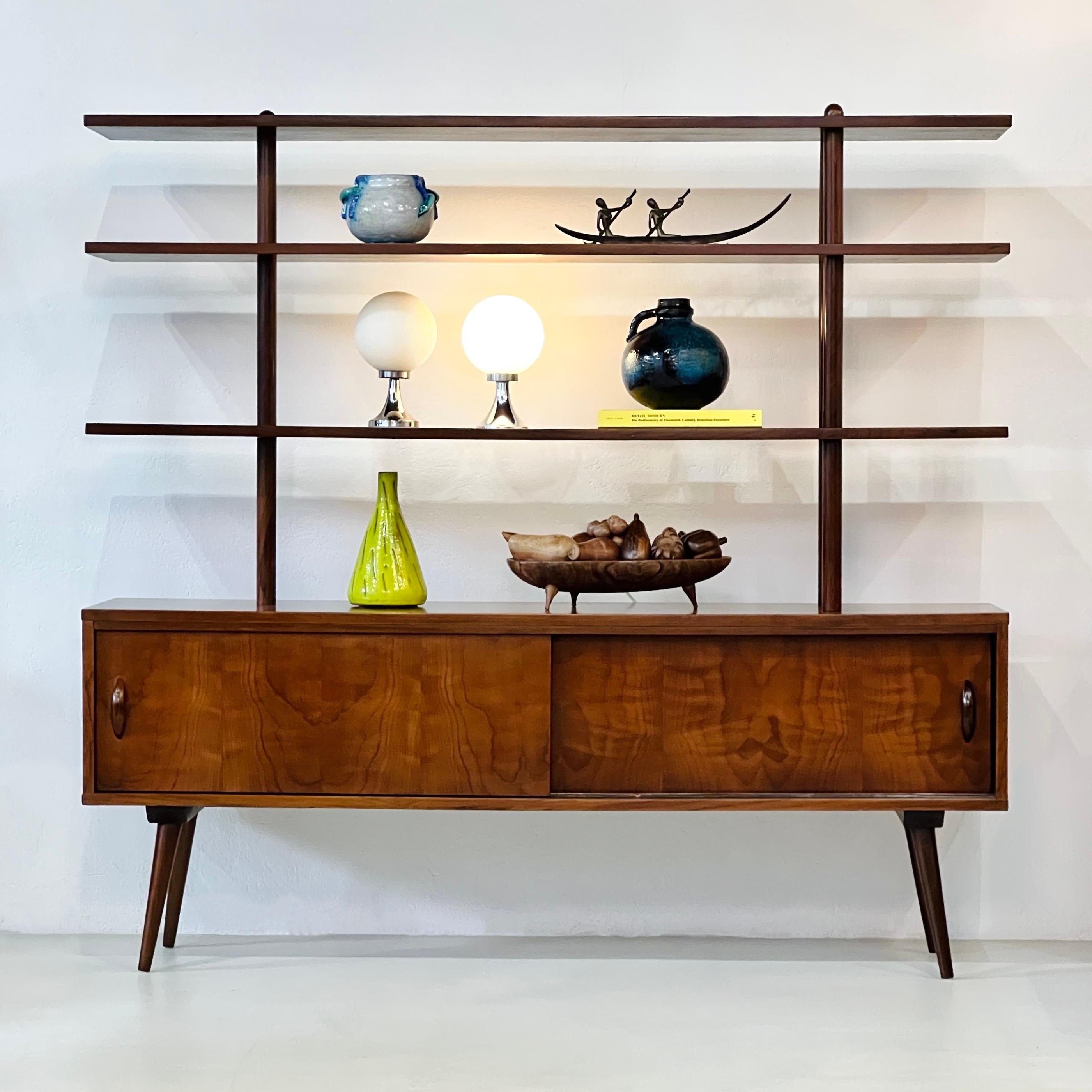 Mid-Century Modern Móveis Cimo, Brazil, 1960 Walnut Shelving, Sliding Doors, Four Shelves