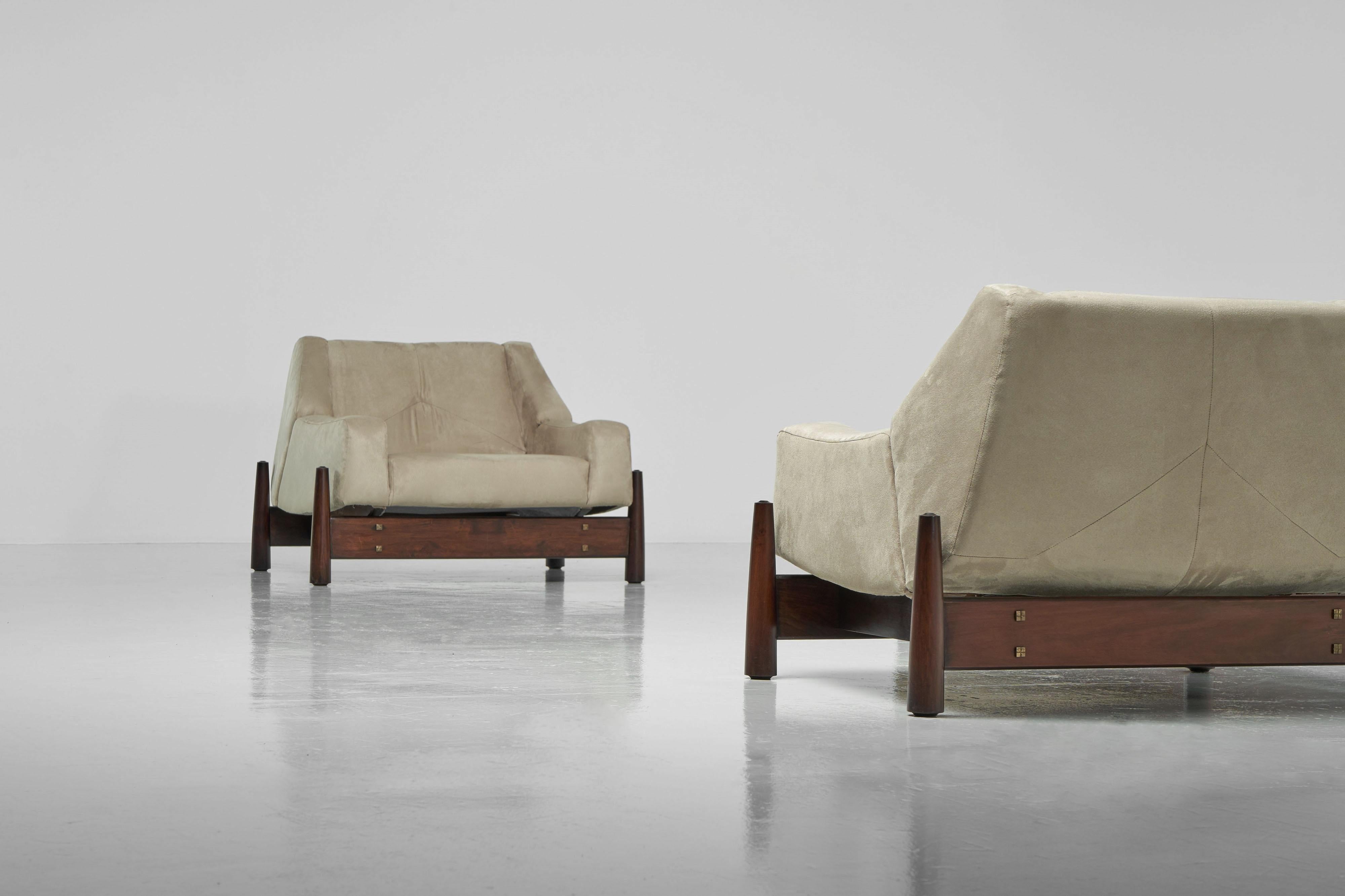 Mid-20th Century Moveis Cimo sculptural lounge chairs Brazil 1960 For Sale